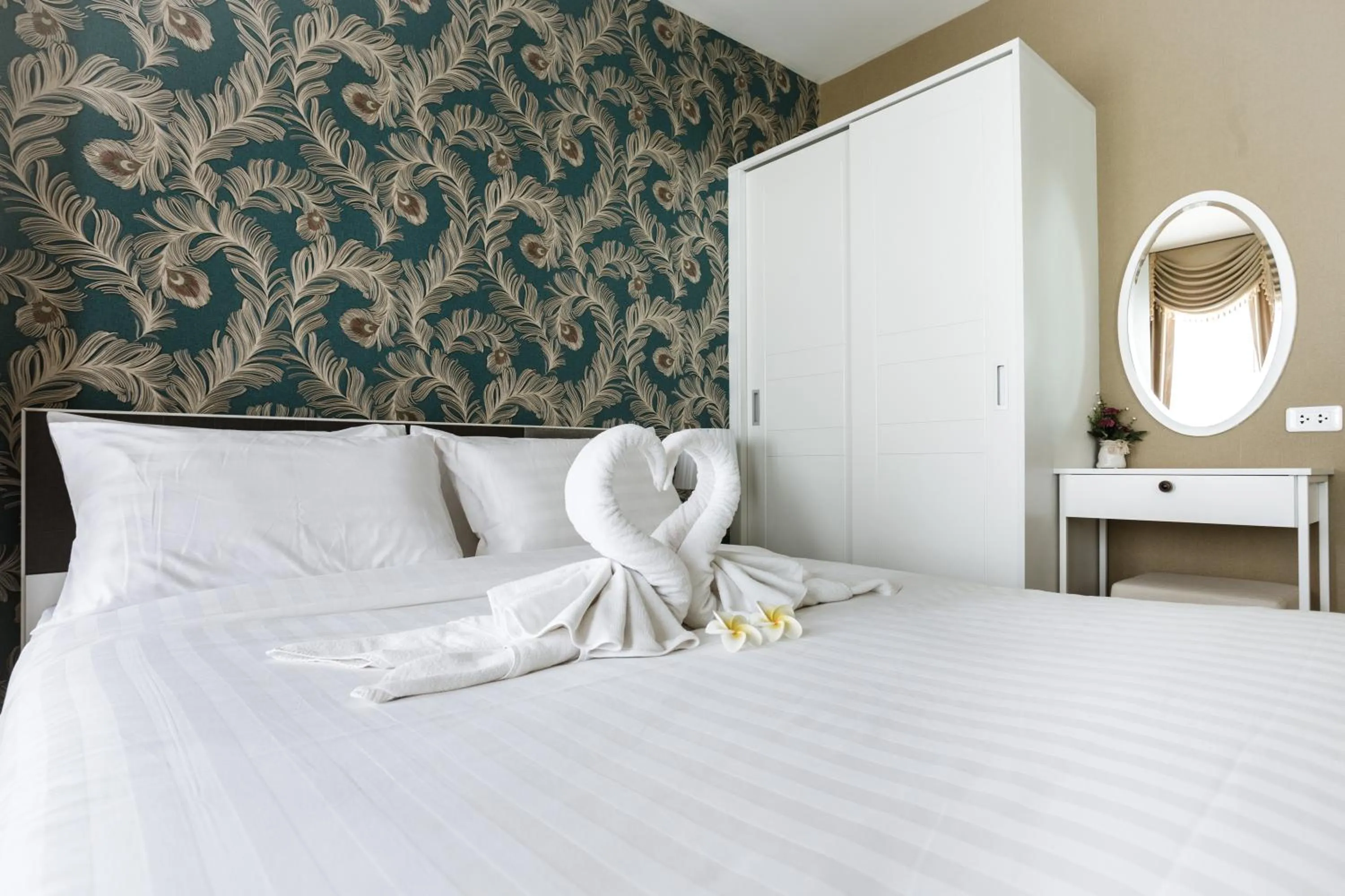 Bed in Courtyard khaoyai by JP