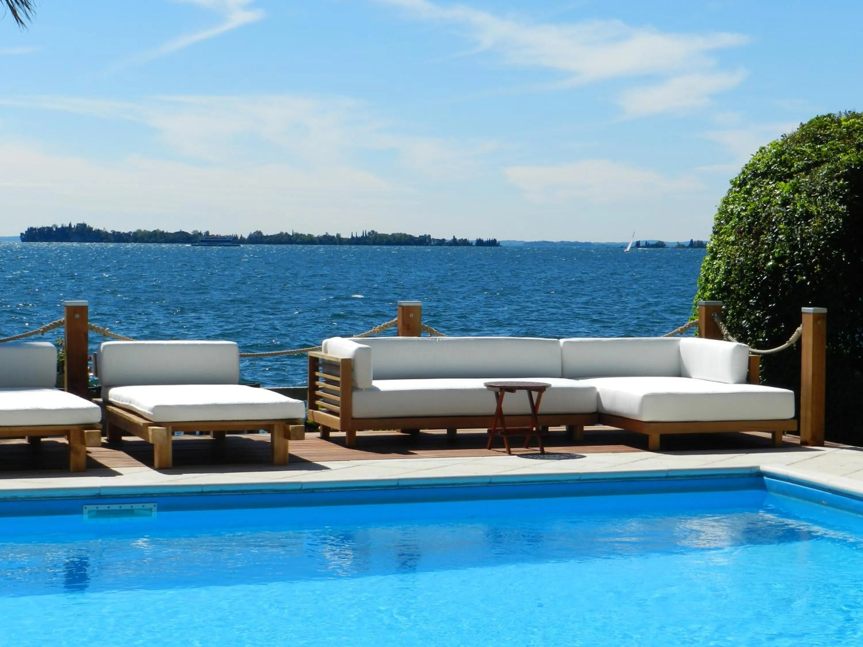 Day in Hotel Villa Capri