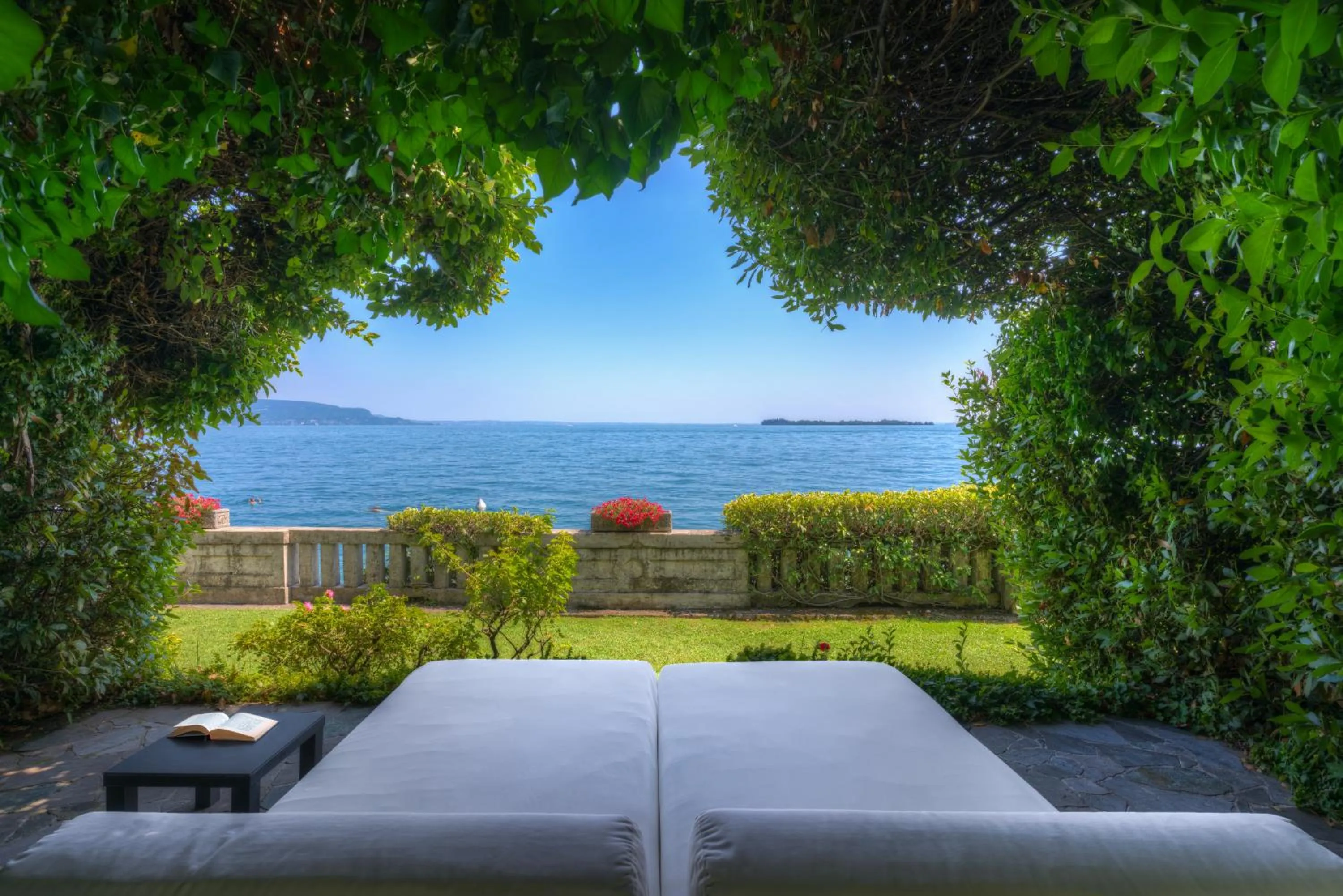 Day in Hotel Villa Capri