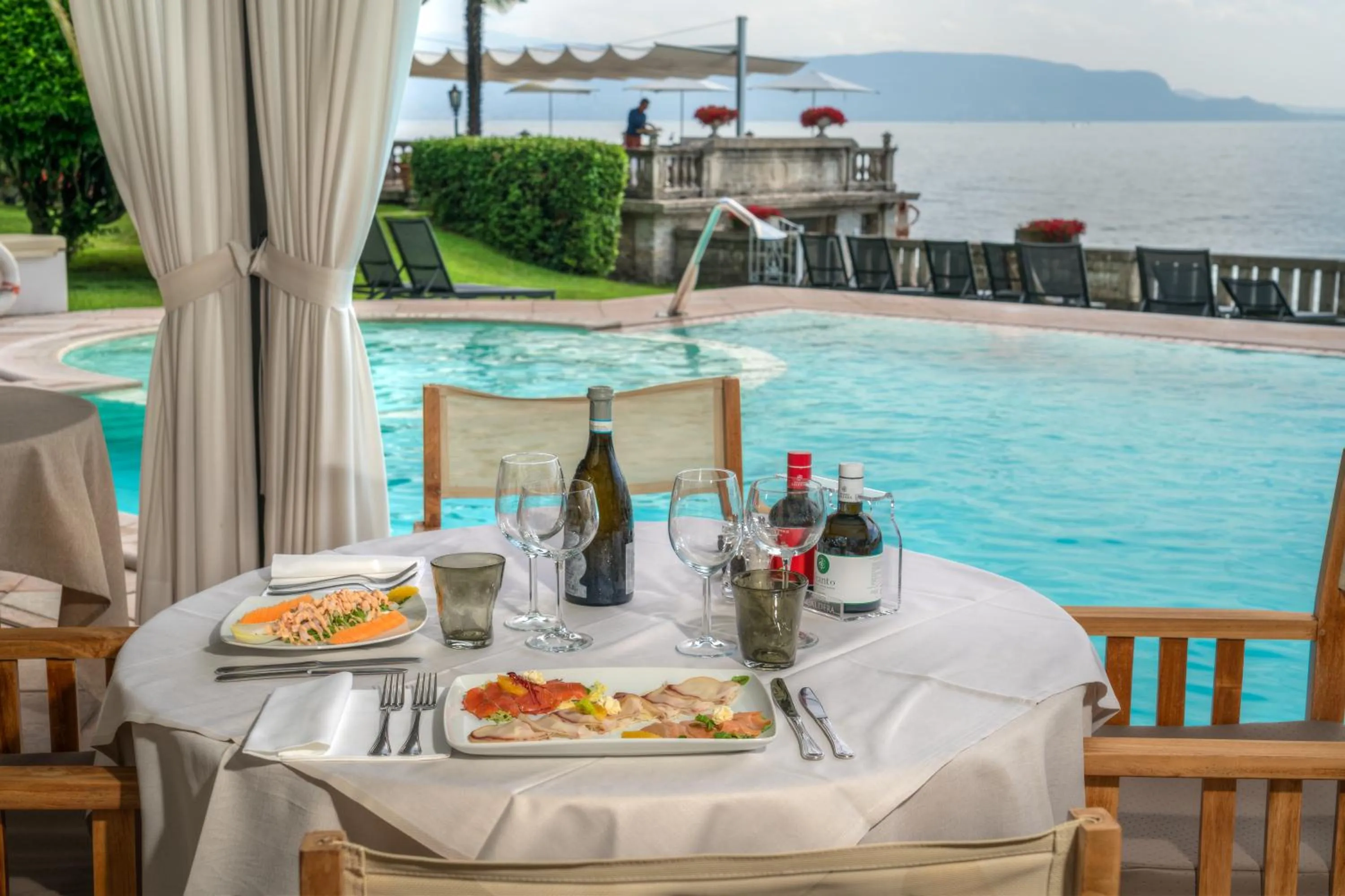 Restaurant/places to eat in Hotel Villa Capri