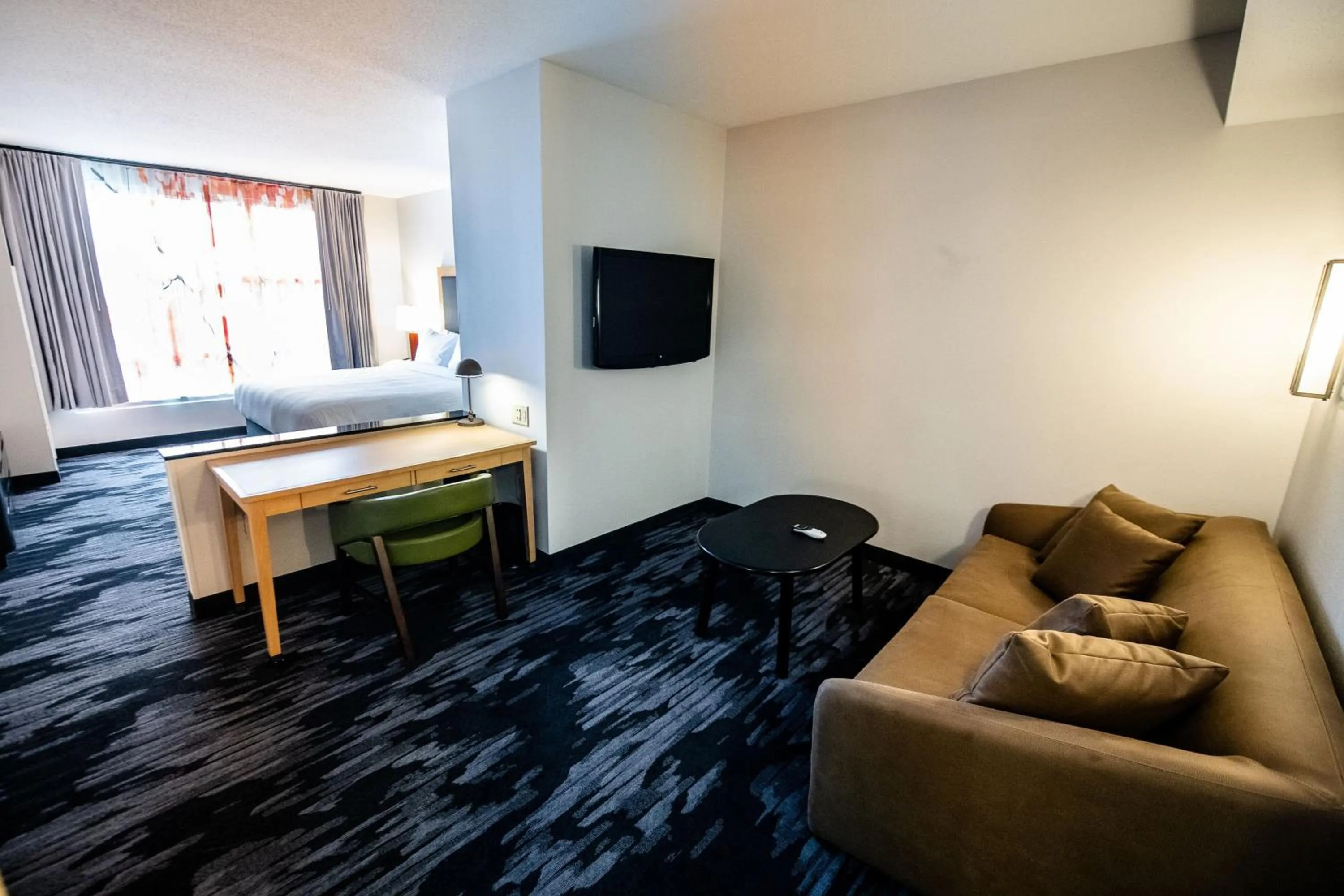 Photo of the whole room in Fairfield by Marriott Inn & Suites Washington Casino Area