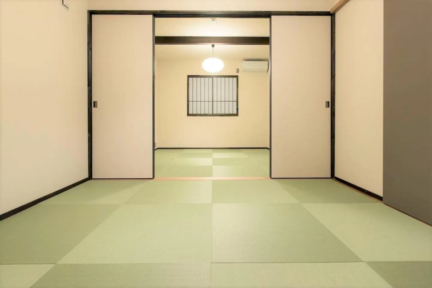 Bedroom in MUSUBI HOTEL MACHIYA Haruyoshi