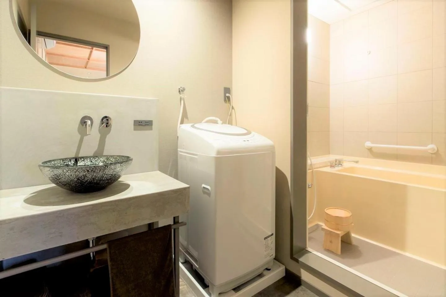 Bathroom in MUSUBI HOTEL MACHIYA Haruyoshi