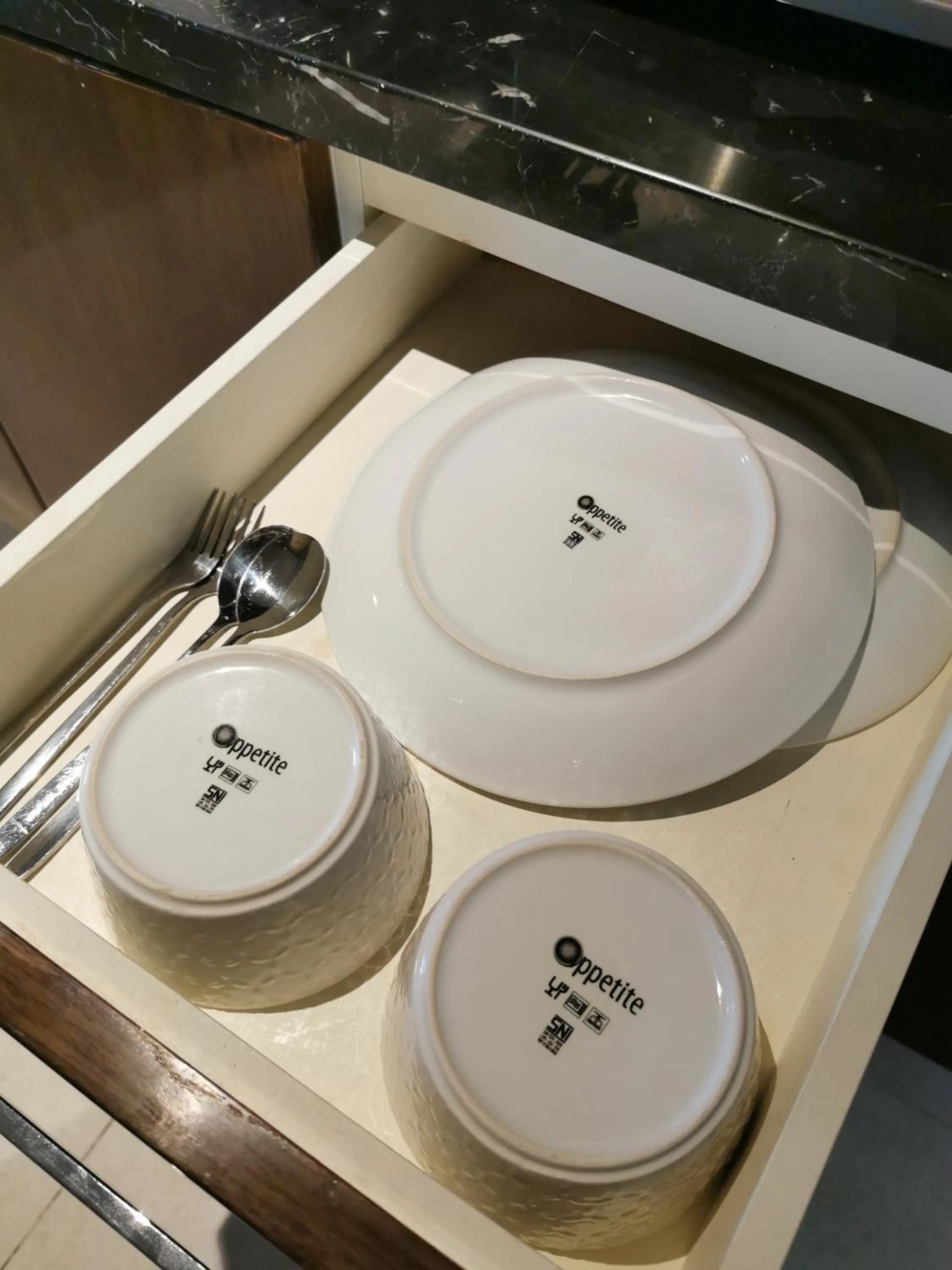 Kitchen or kitchenette in Warhol Residence Semarang Simpang Lima