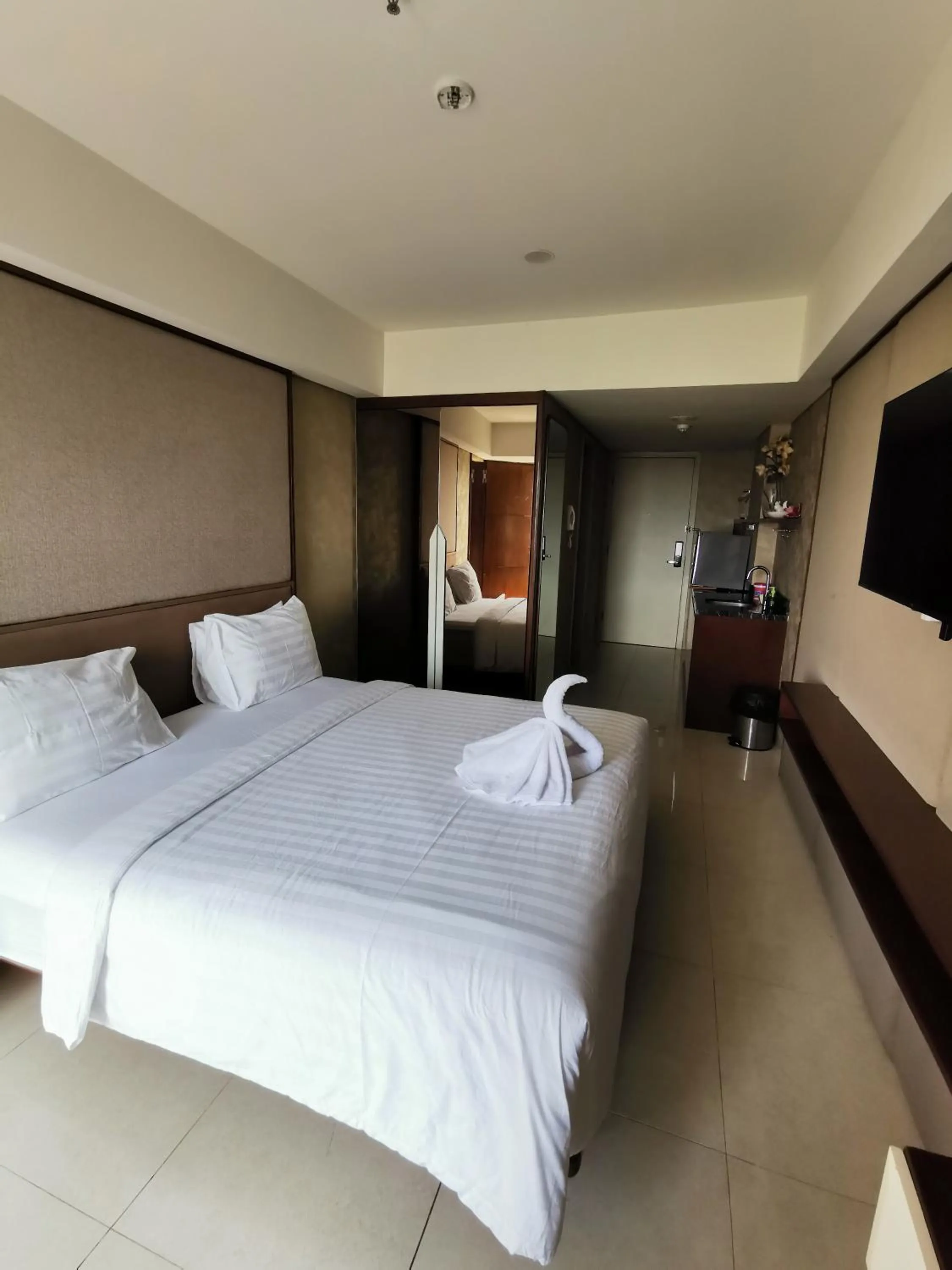 Bed in Warhol Residence Semarang Simpang Lima