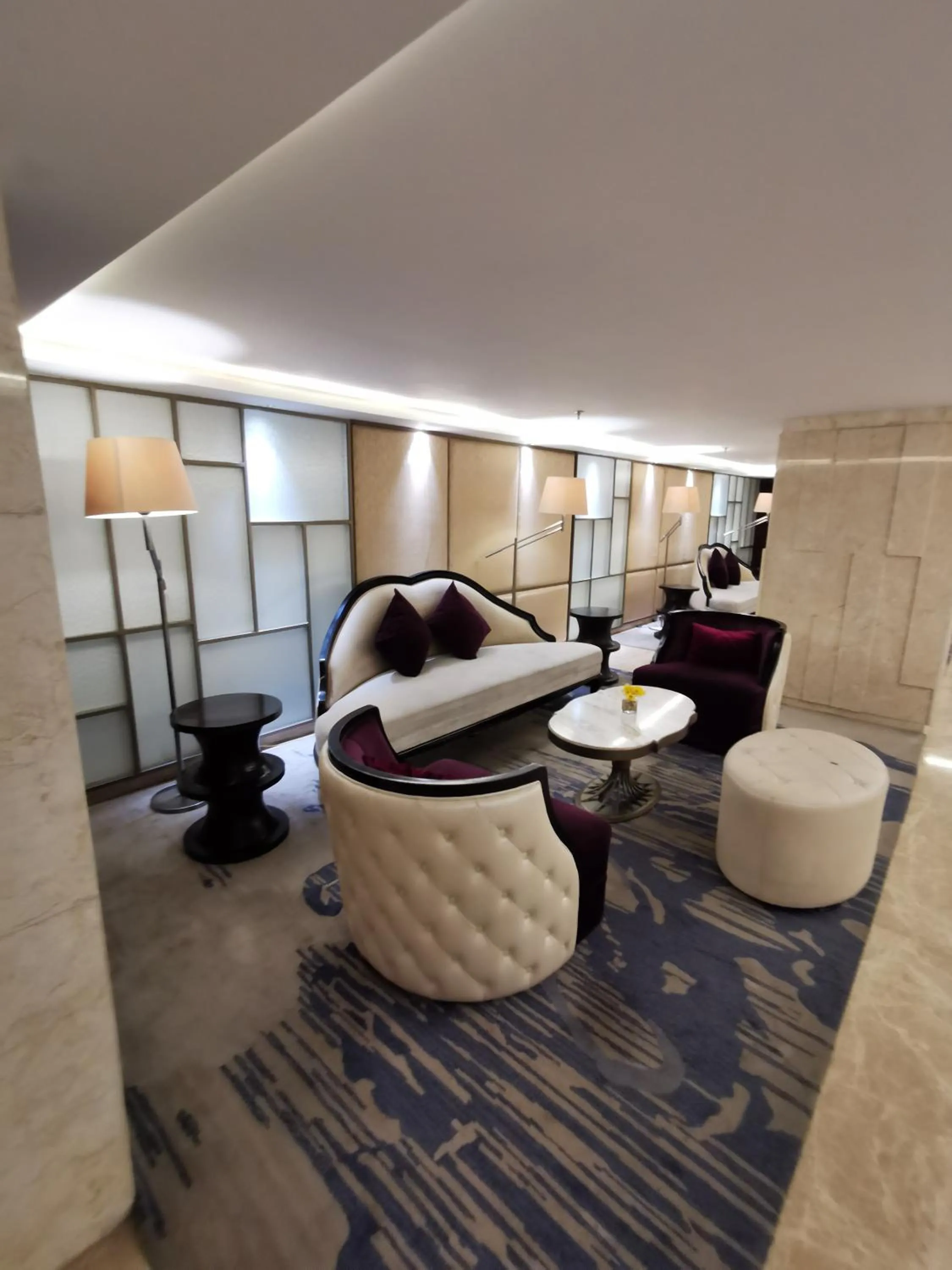 Lobby or reception in Warhol Residence Semarang Simpang Lima