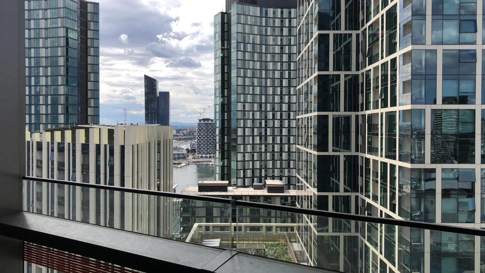 Balcony/Terrace in Winston Apartments Docklands