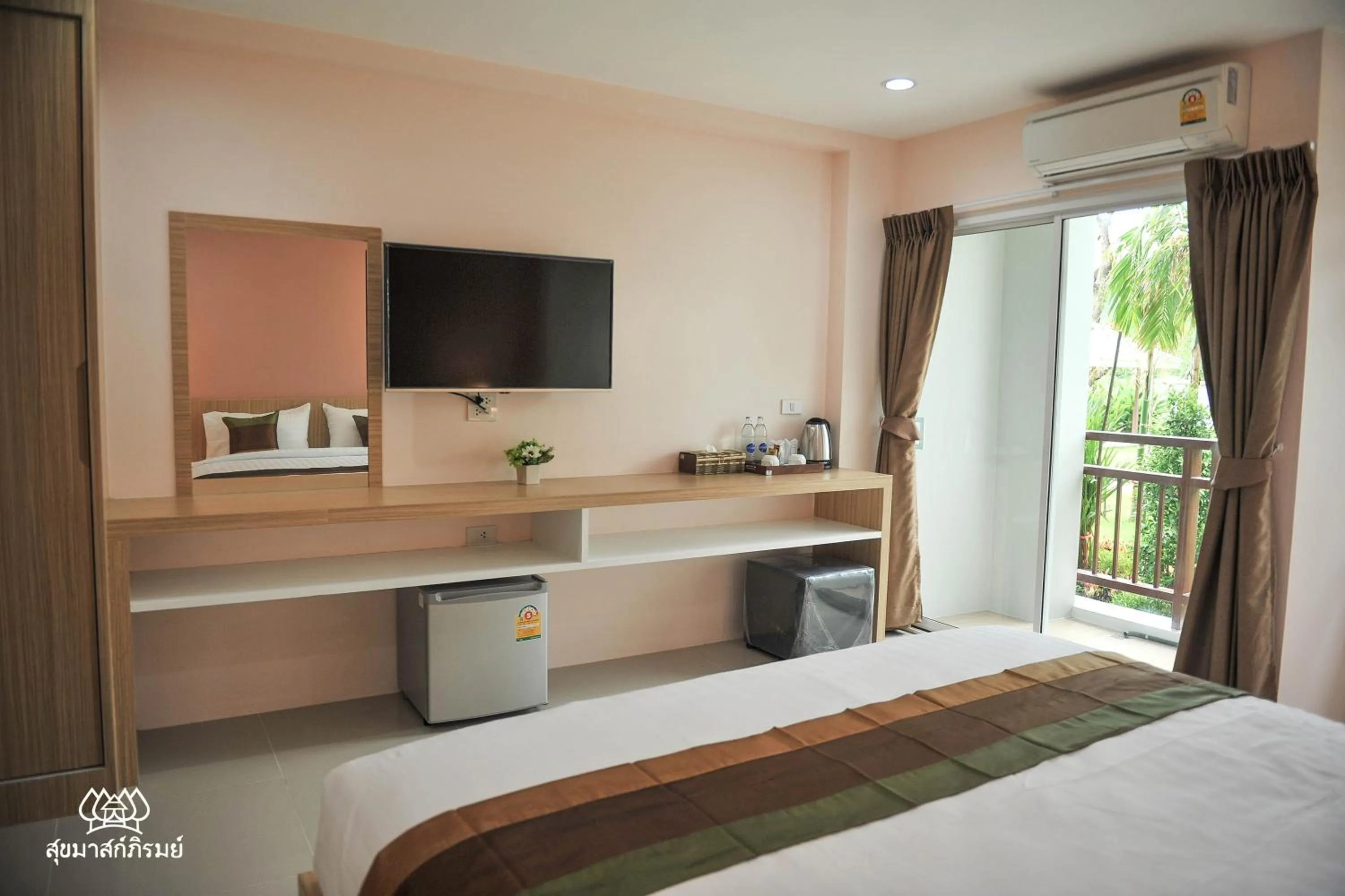 Bed in Sukkhamas Pirom