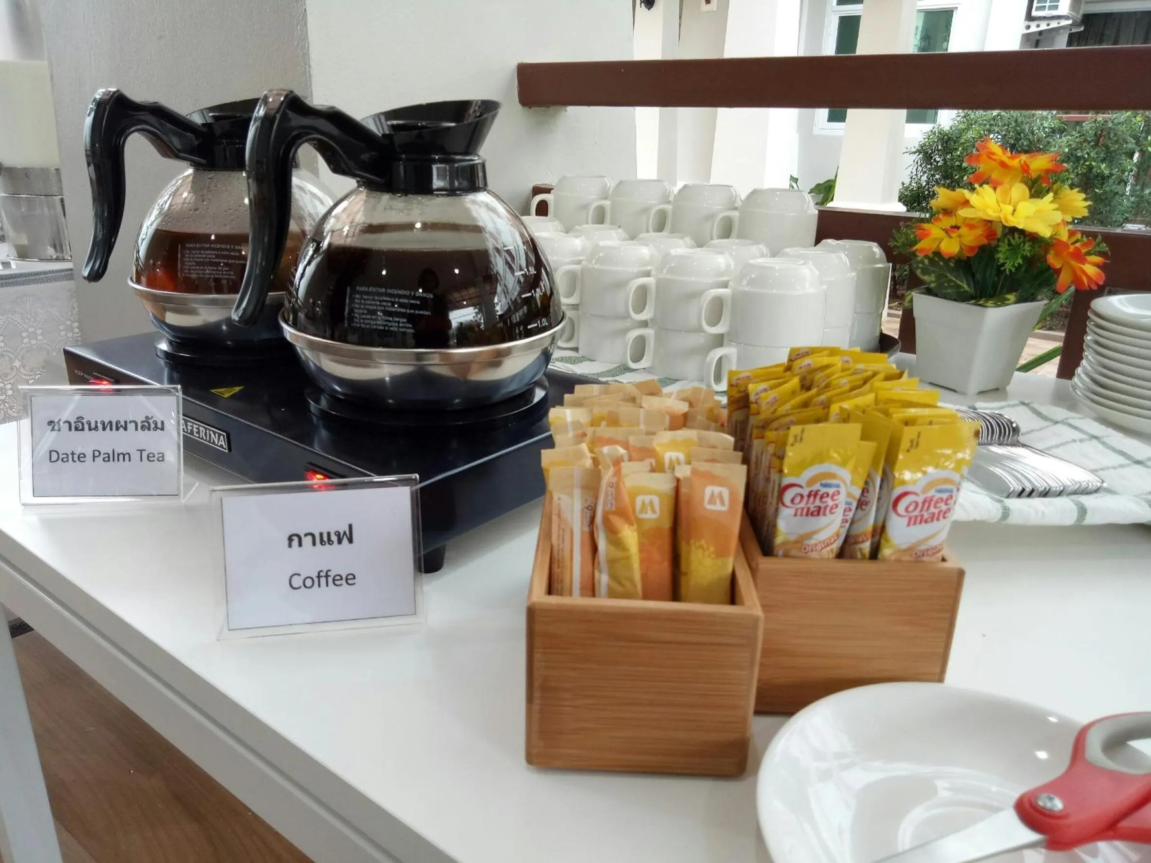 Breakfast in Sukkhamas Pirom