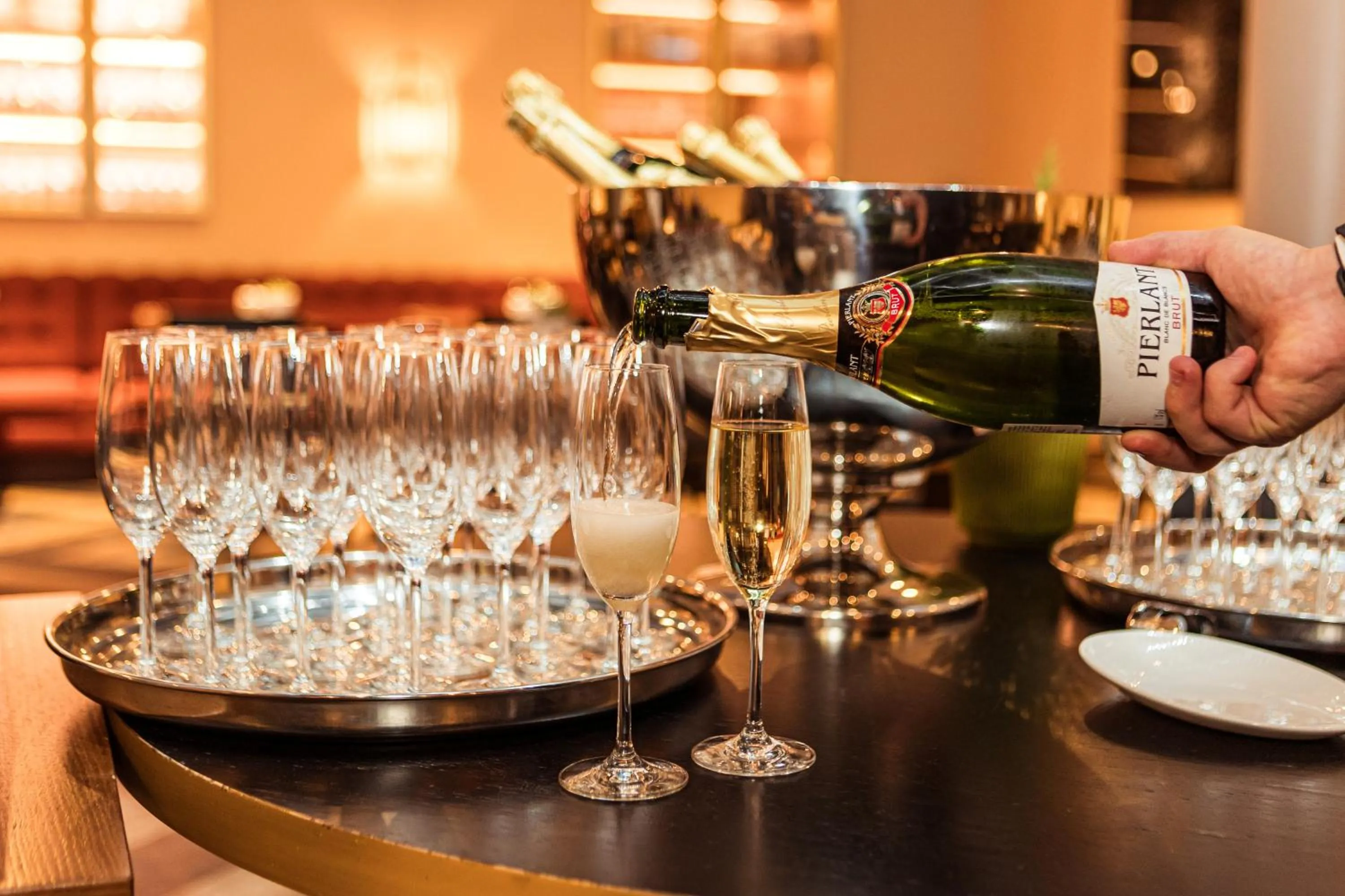 Restaurant/places to eat in Grand Poet Hotel and SPA by Semarah