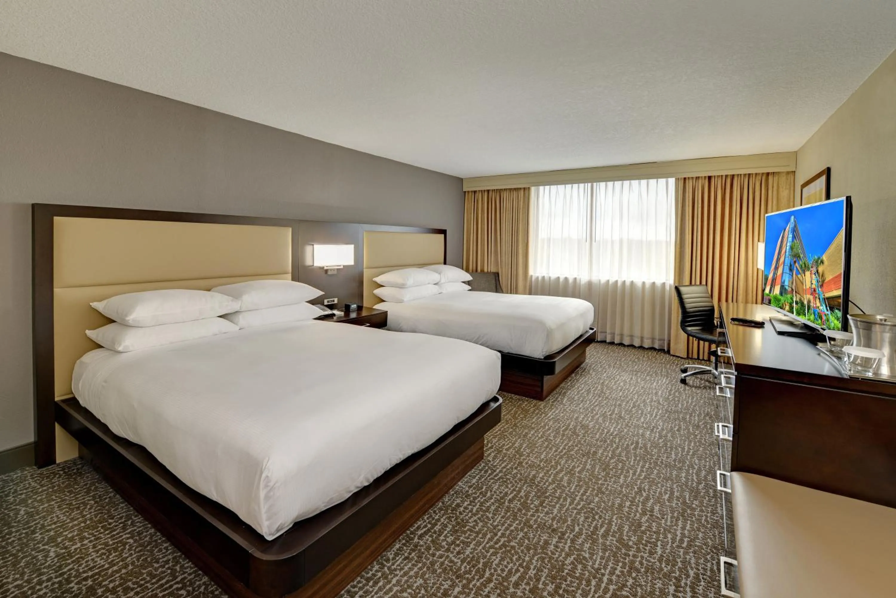 Bedroom, Bed in Hilton Orlando/Altamonte Springs