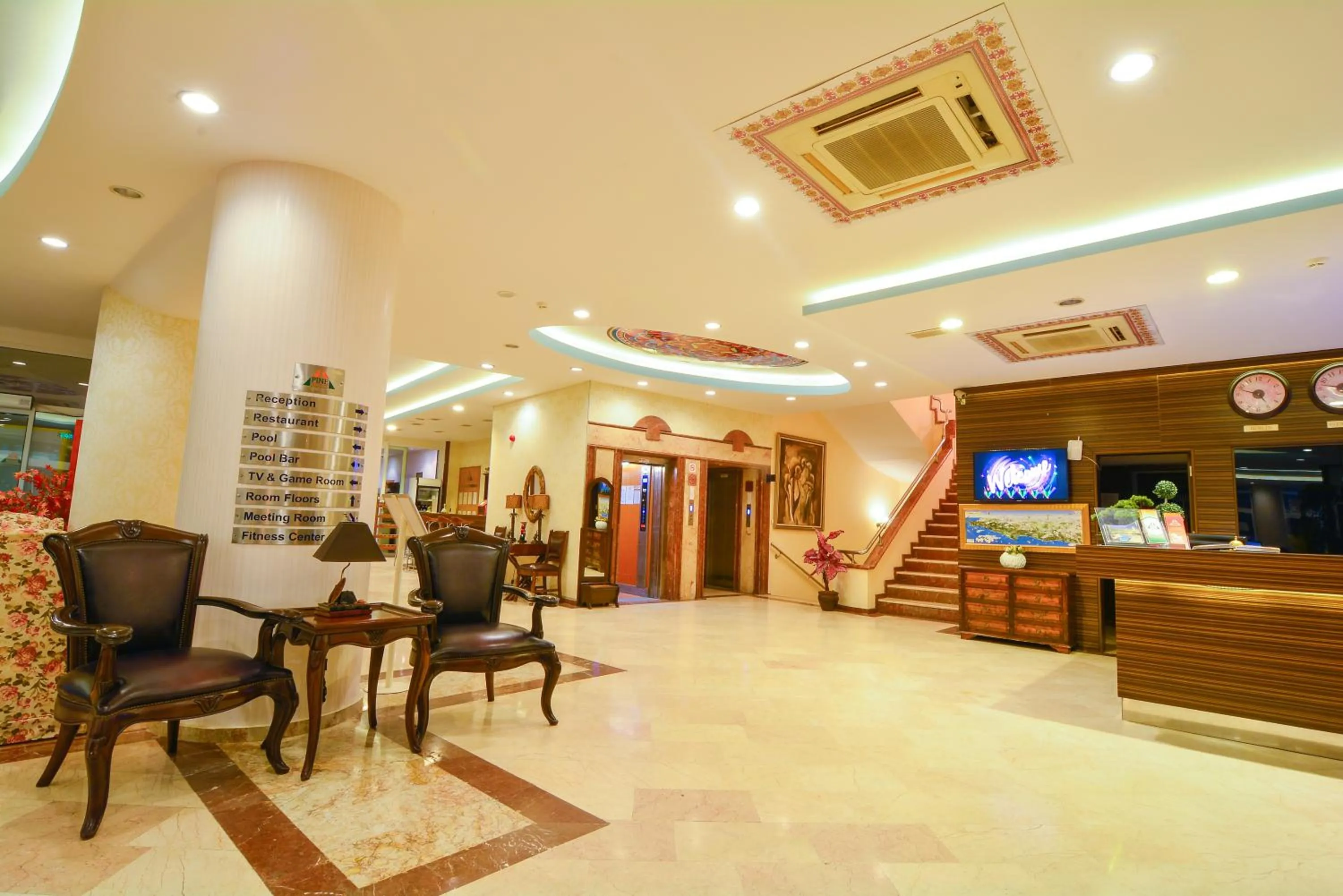 Lobby or reception in Pine House by Werde Hotels