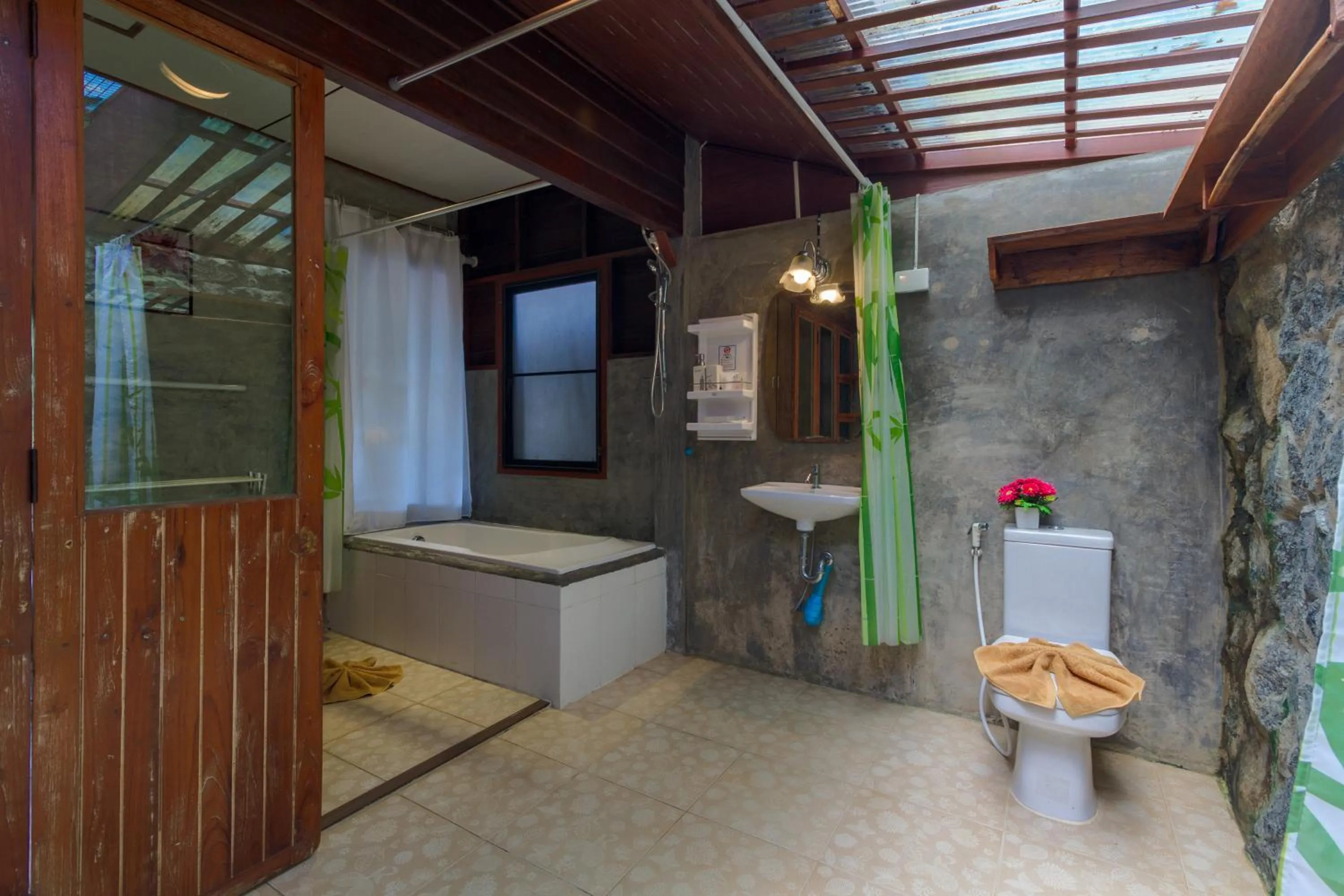 Shower in Kanya Cozy Bungalows Kata