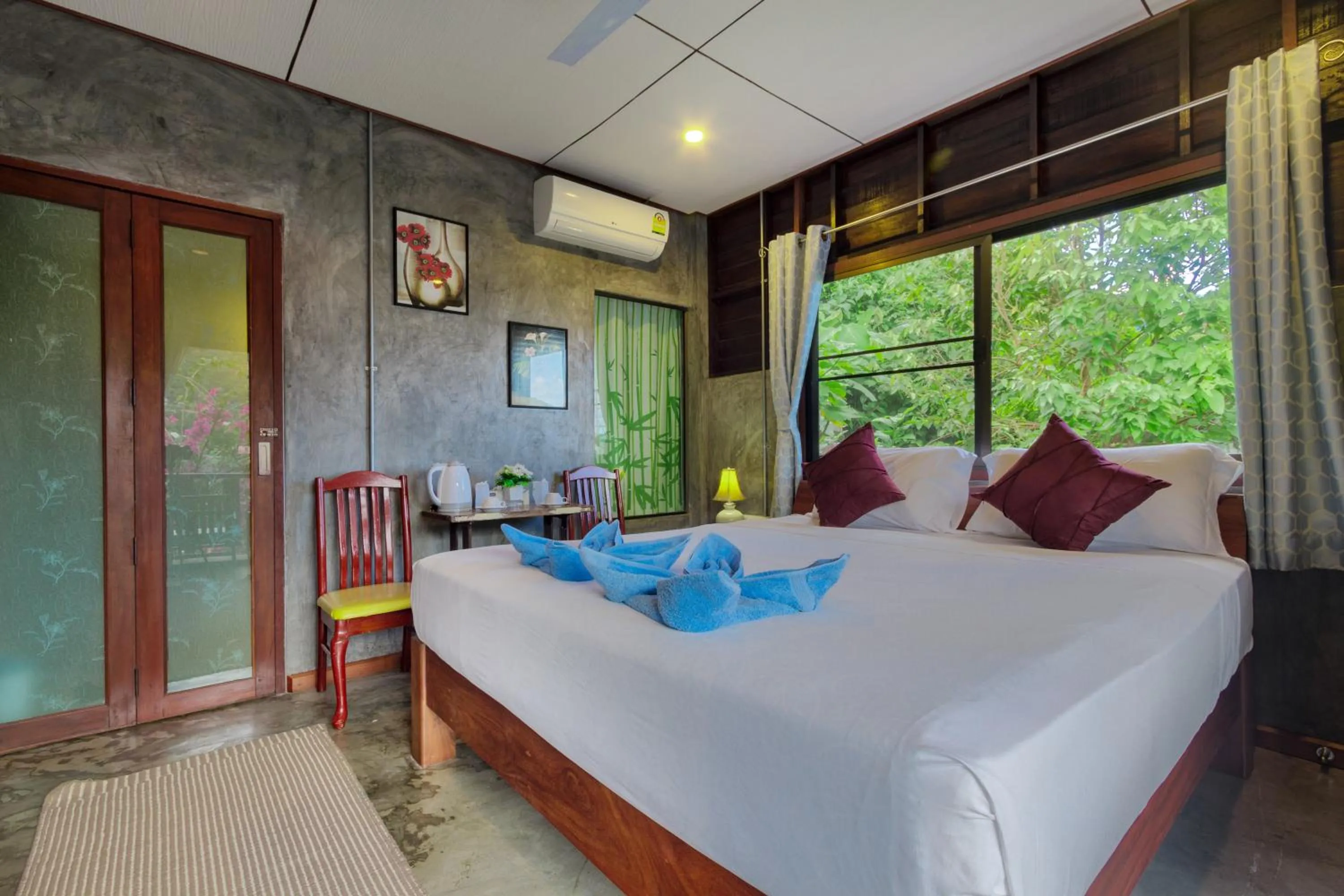 Bed in Kanya Cozy Bungalows Kata