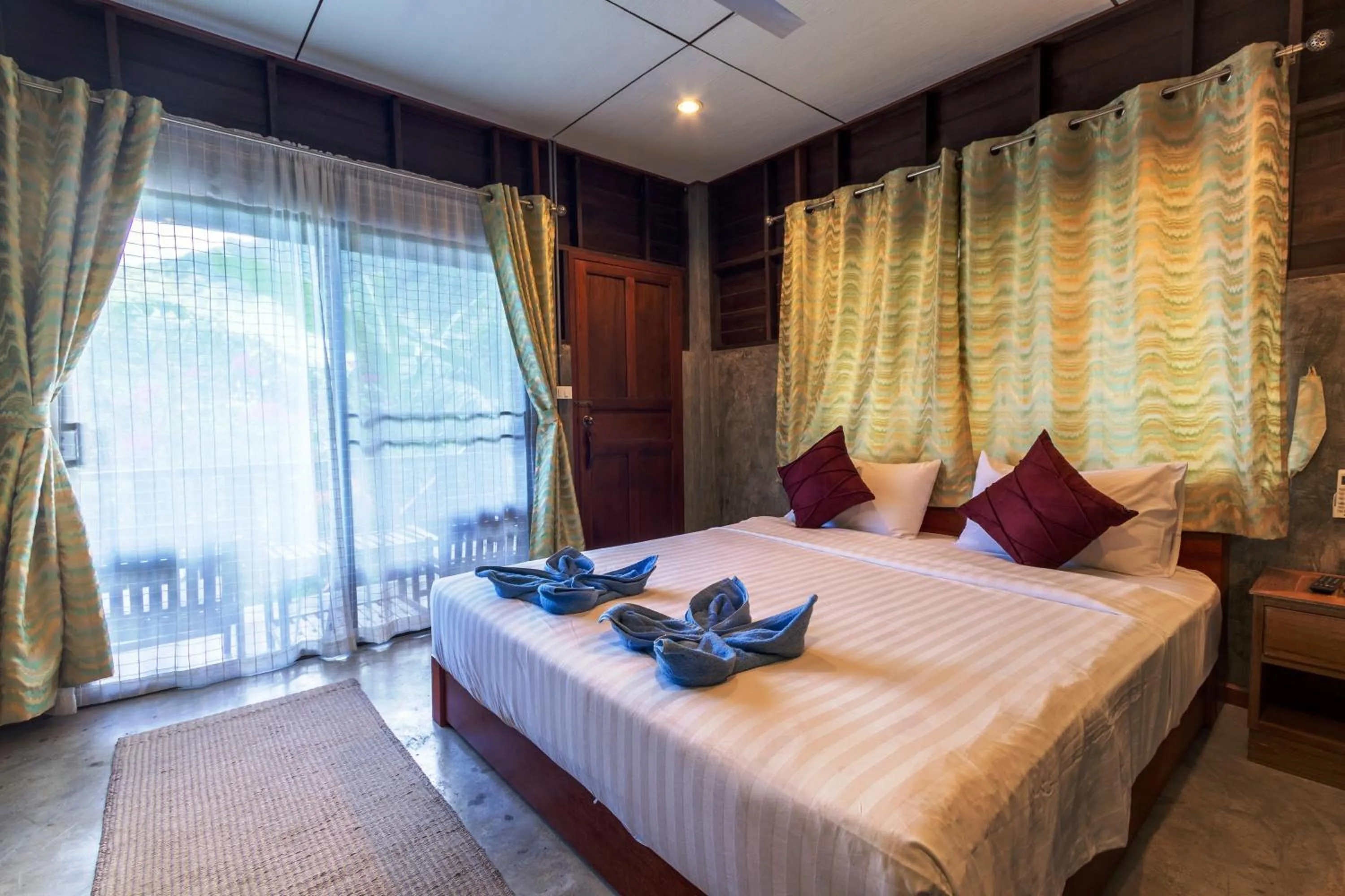 Property building, Bed in Kanya Cozy Bungalows Kata