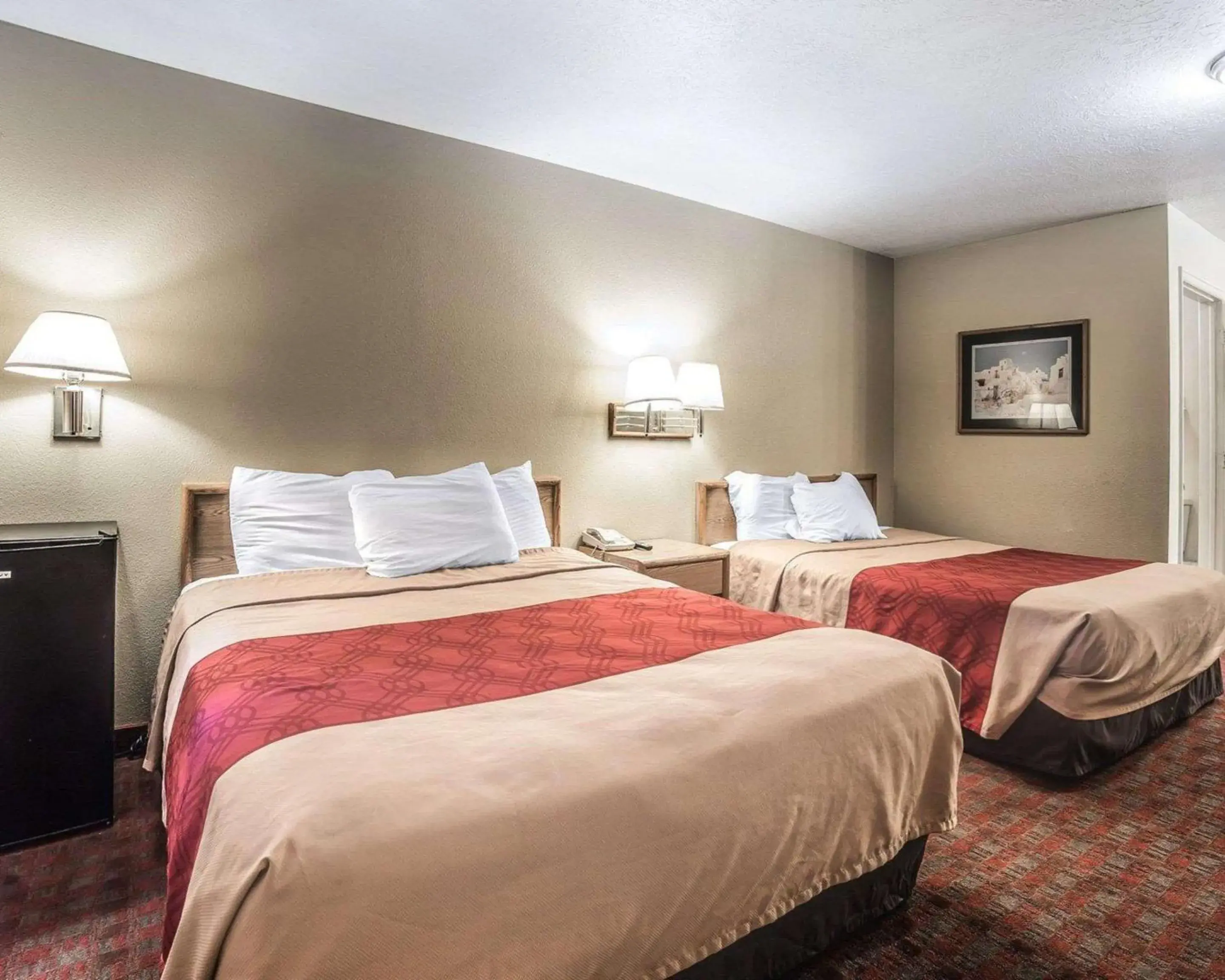 Queen Room with Two Queen Beds - Non-Smoking in Rodeway Inn Hurricane - Zion National Park Area Queen Room with Two Queen Beds - Non-Smoking in Rodeway Inn Hurricane - Zion National Park Area