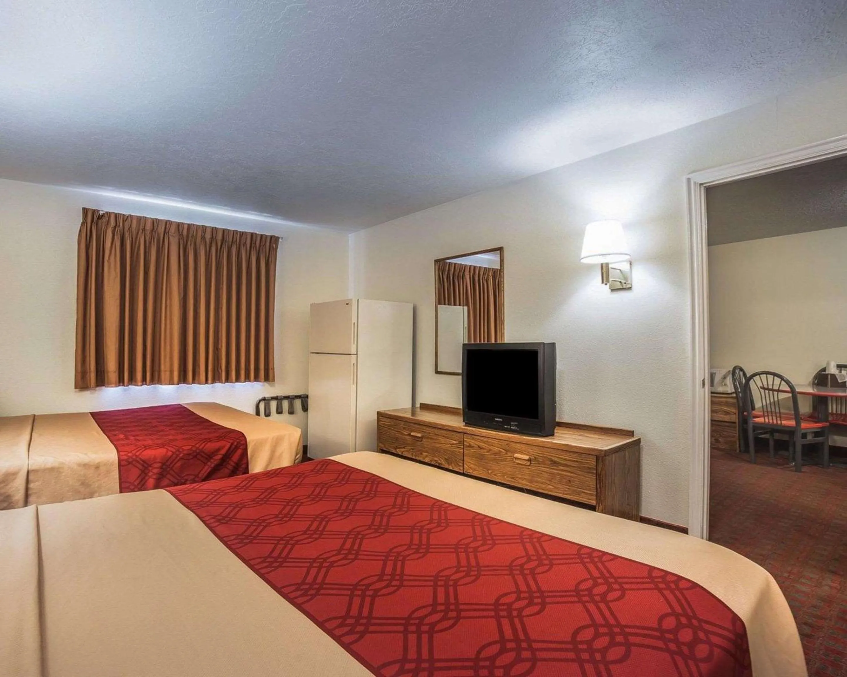 Photo of the whole room in Rodeway Inn Hurricane - Zion National Park Area