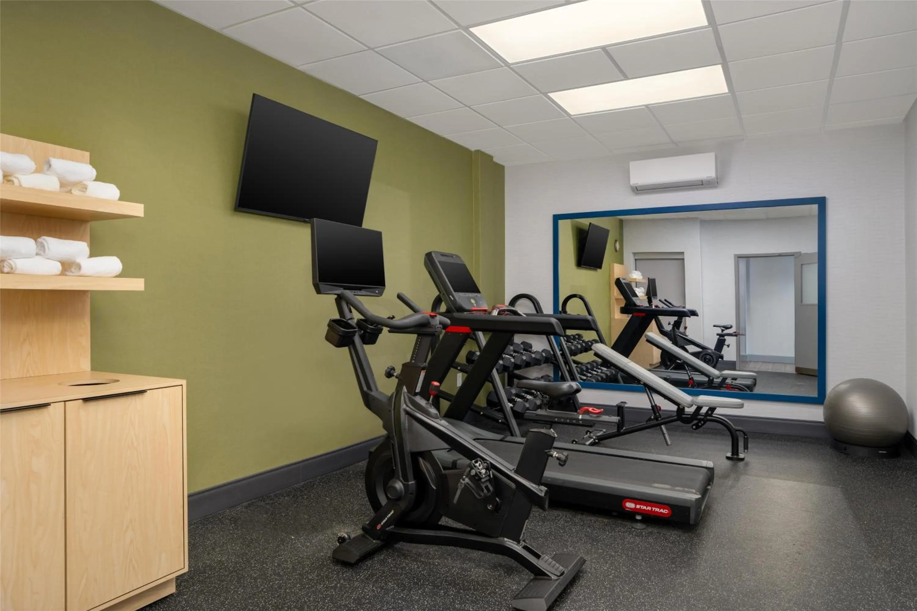 Fitness centre/facilities in Spark by Hilton Rahway