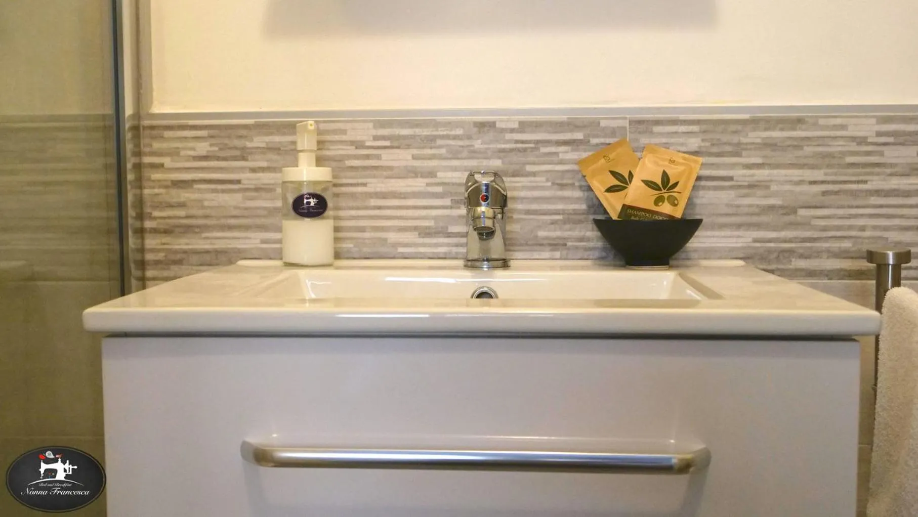 Bathroom in Nonna Francesca