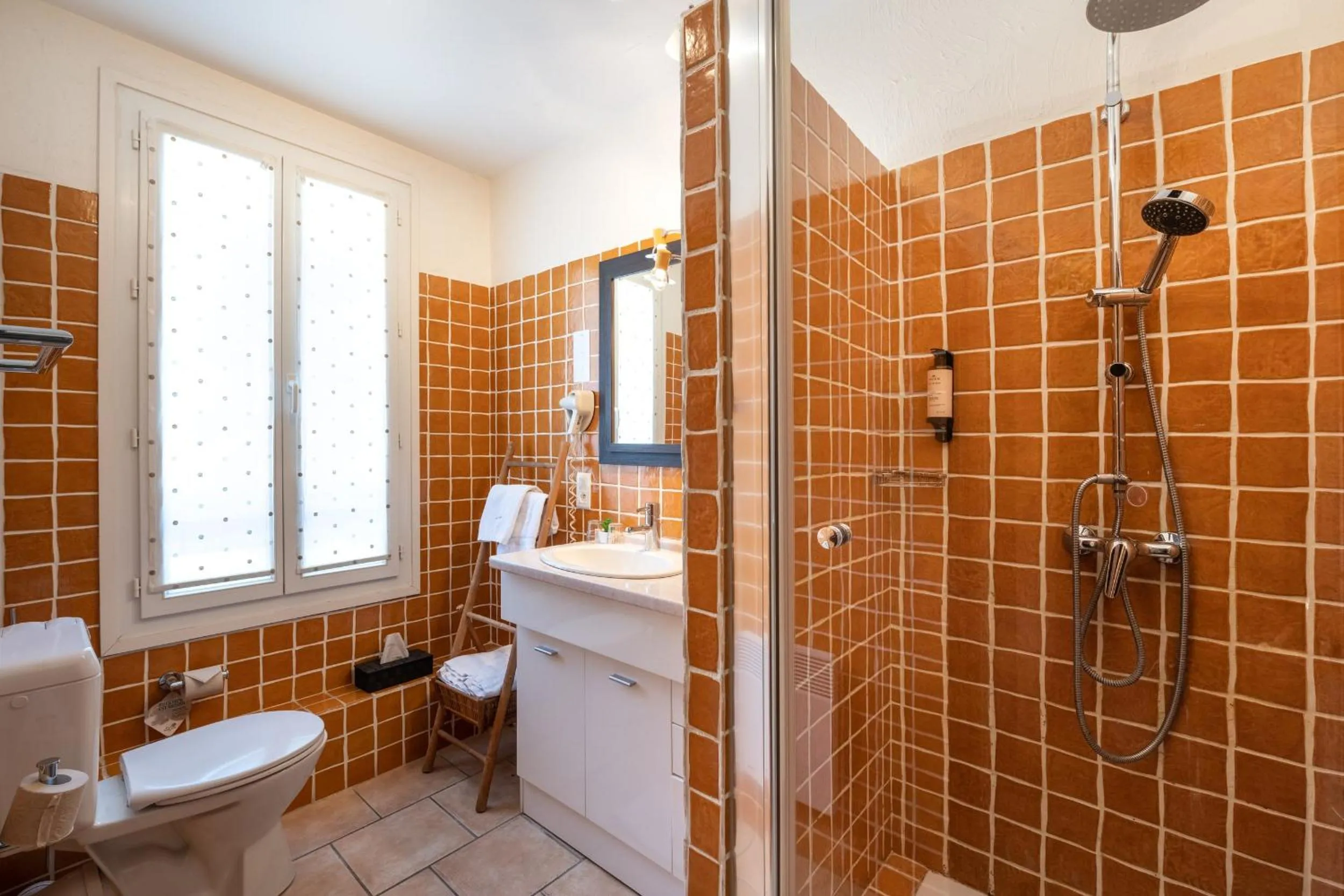 Bathroom in Hôtel de La Fossette