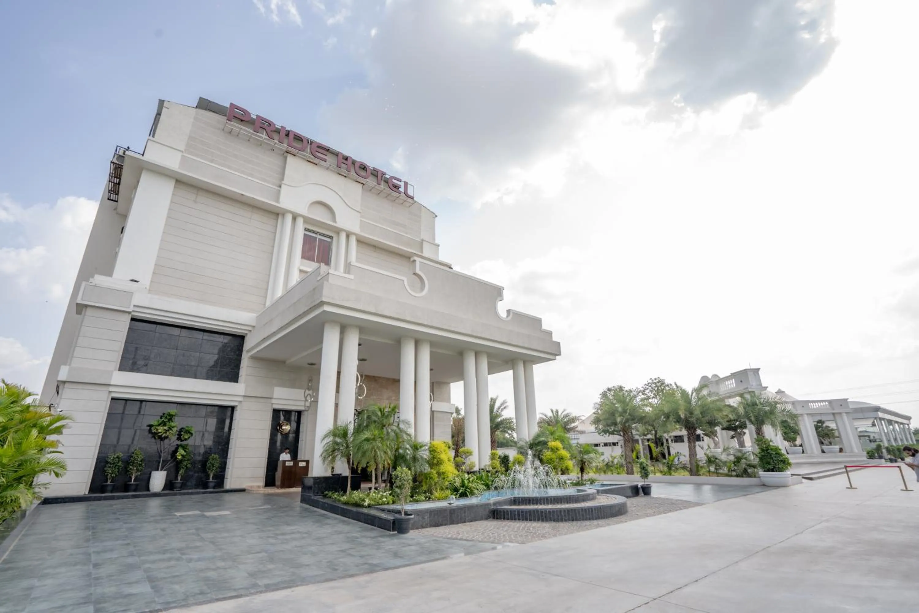 Pride Hotel & Convention Centre Indore