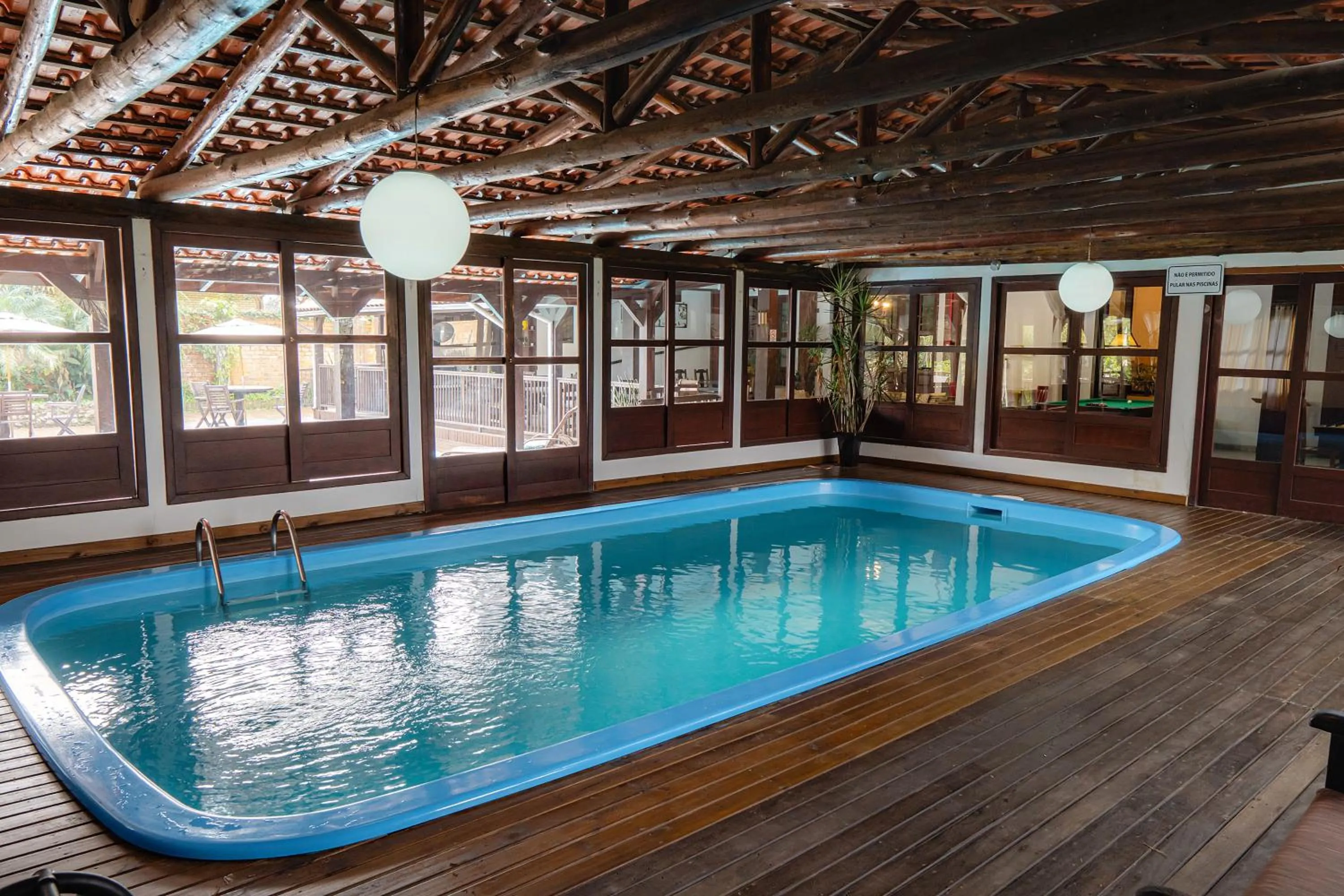 Swimming pool in Pousada Porto dos Casais