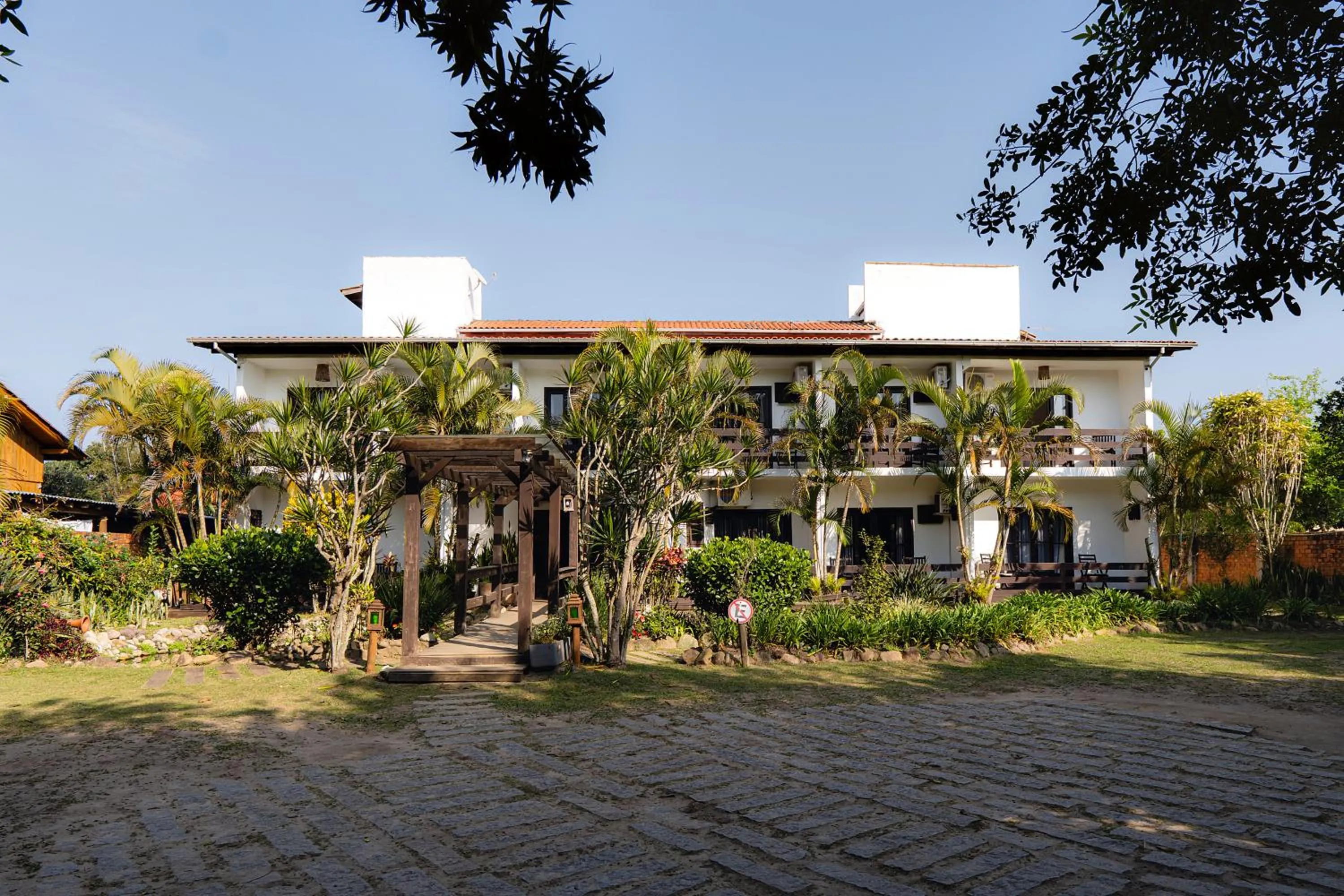 Facade/entrance in Pousada Porto dos Casais