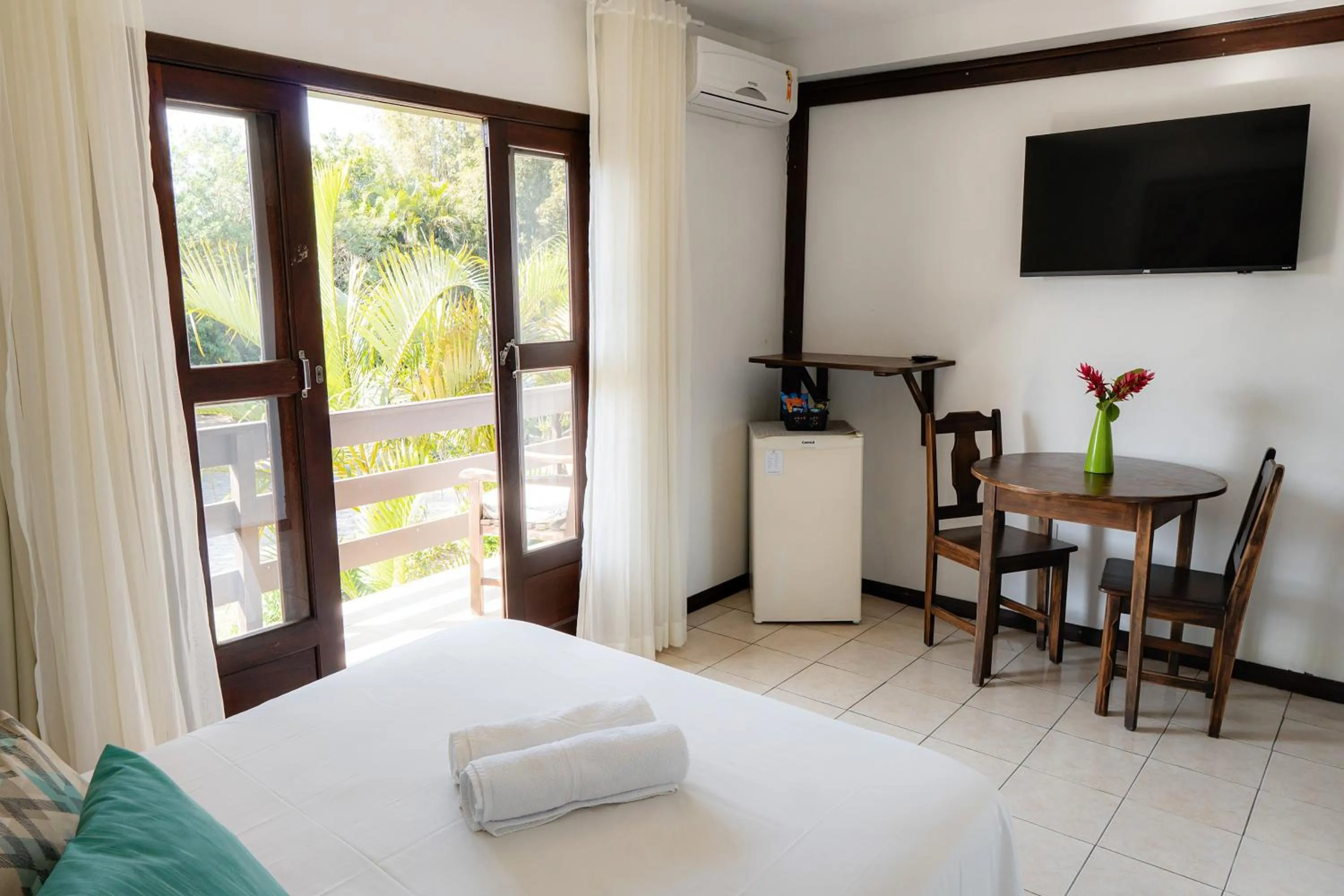 Photo of the whole room in Pousada Porto dos Casais