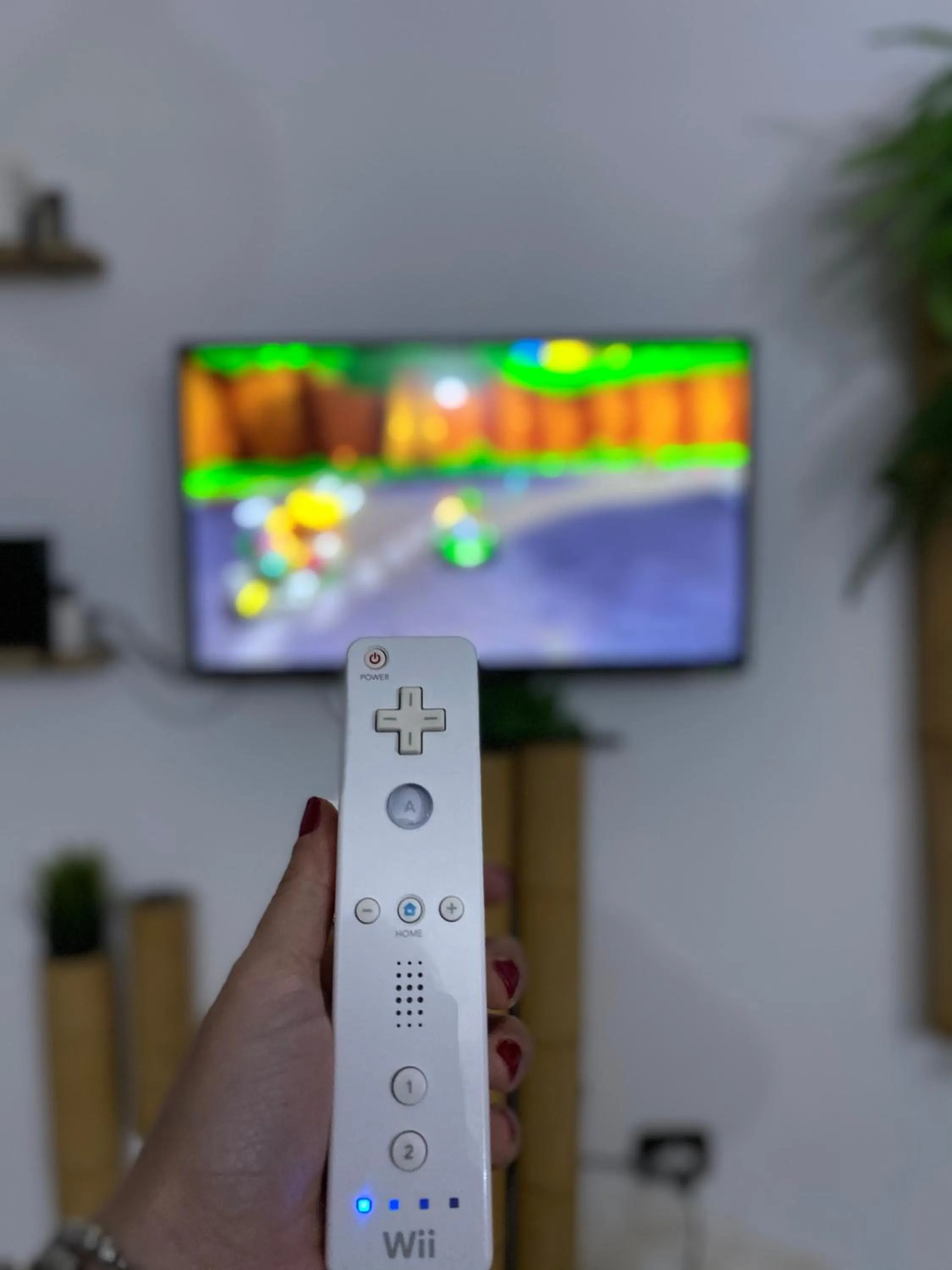 Communal lounge/ TV room in loft style taverna