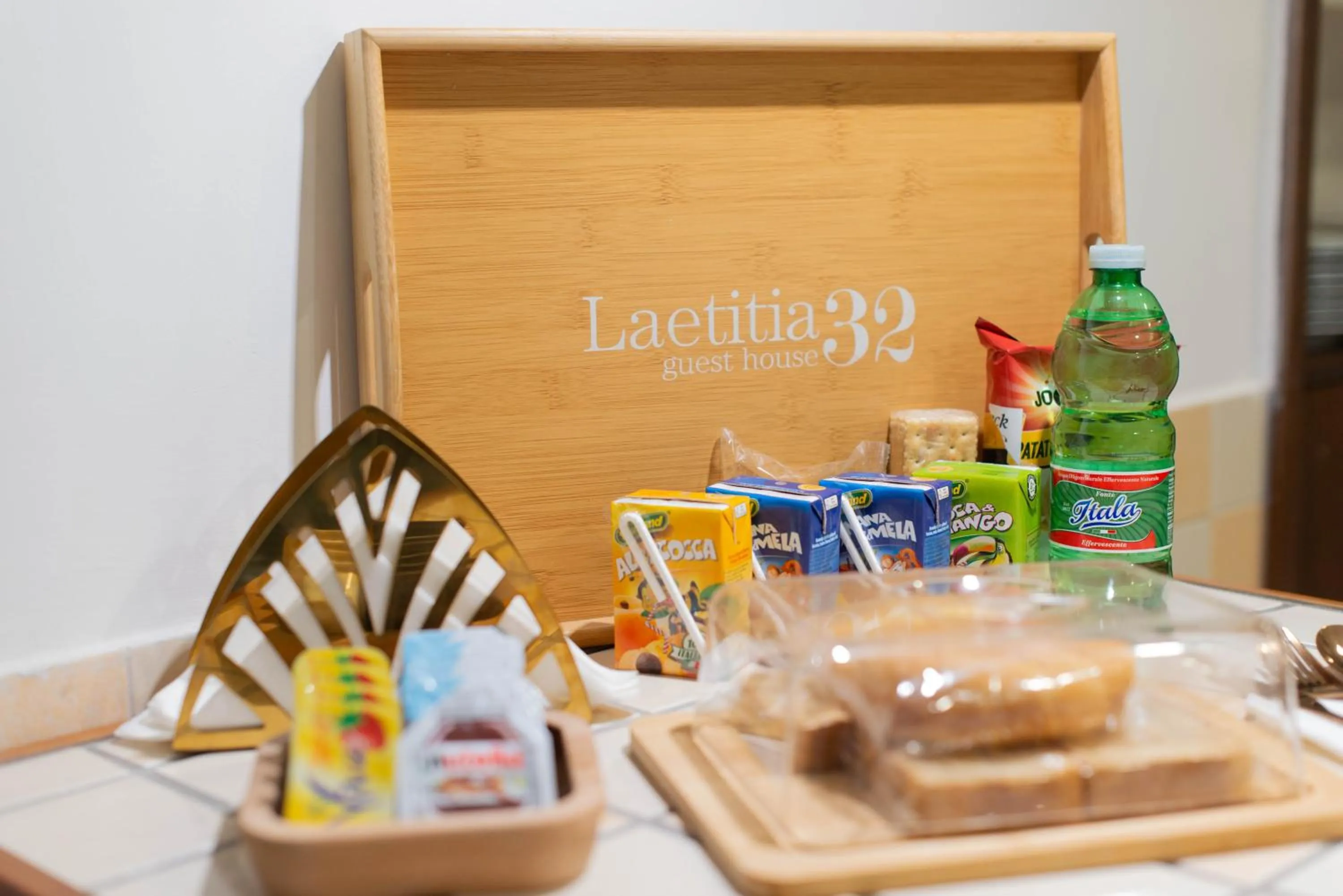 Breakfast in loft style taverna con sala giochi