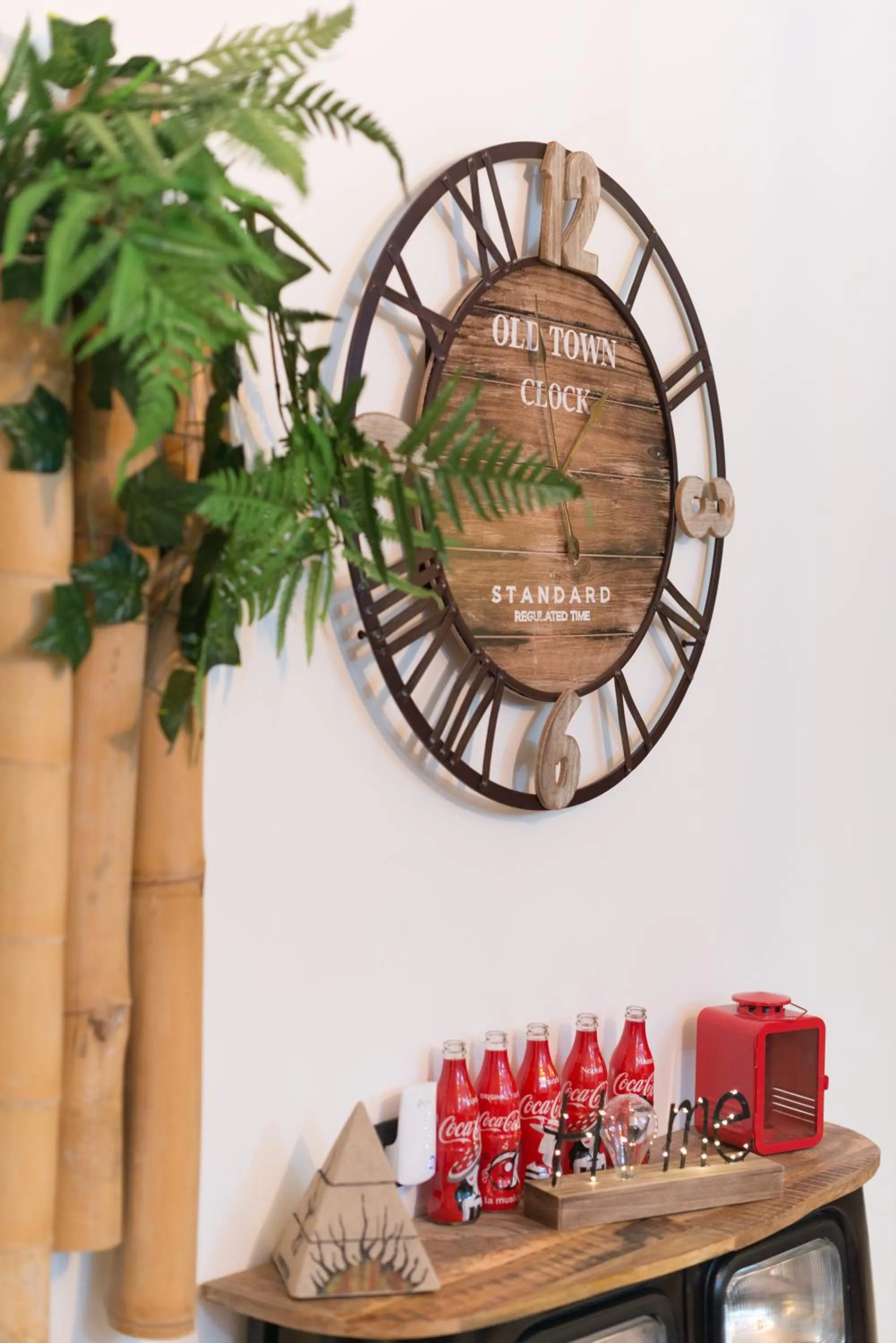 Photo of the whole room in loft style taverna