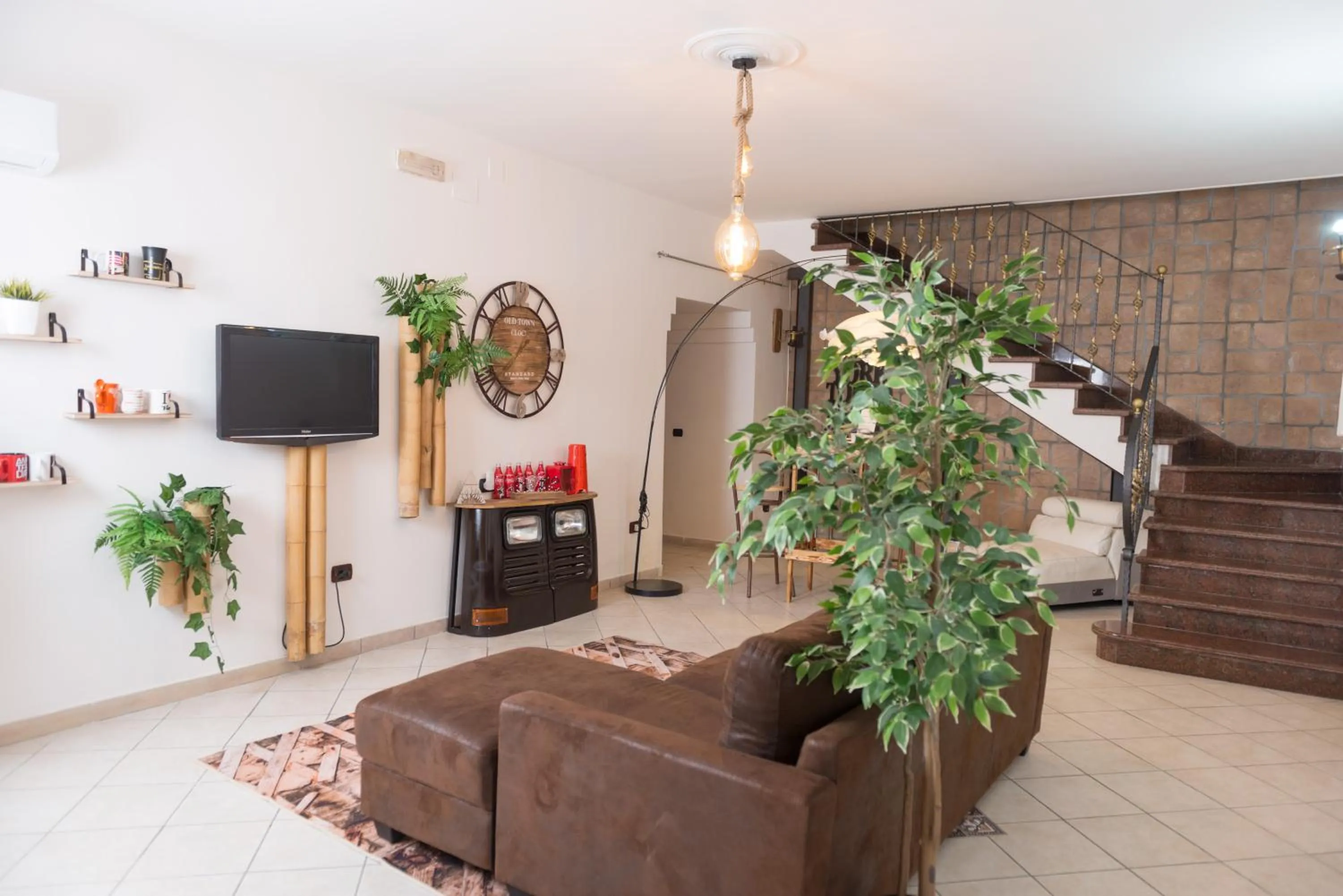 TV and multimedia in loft style taverna