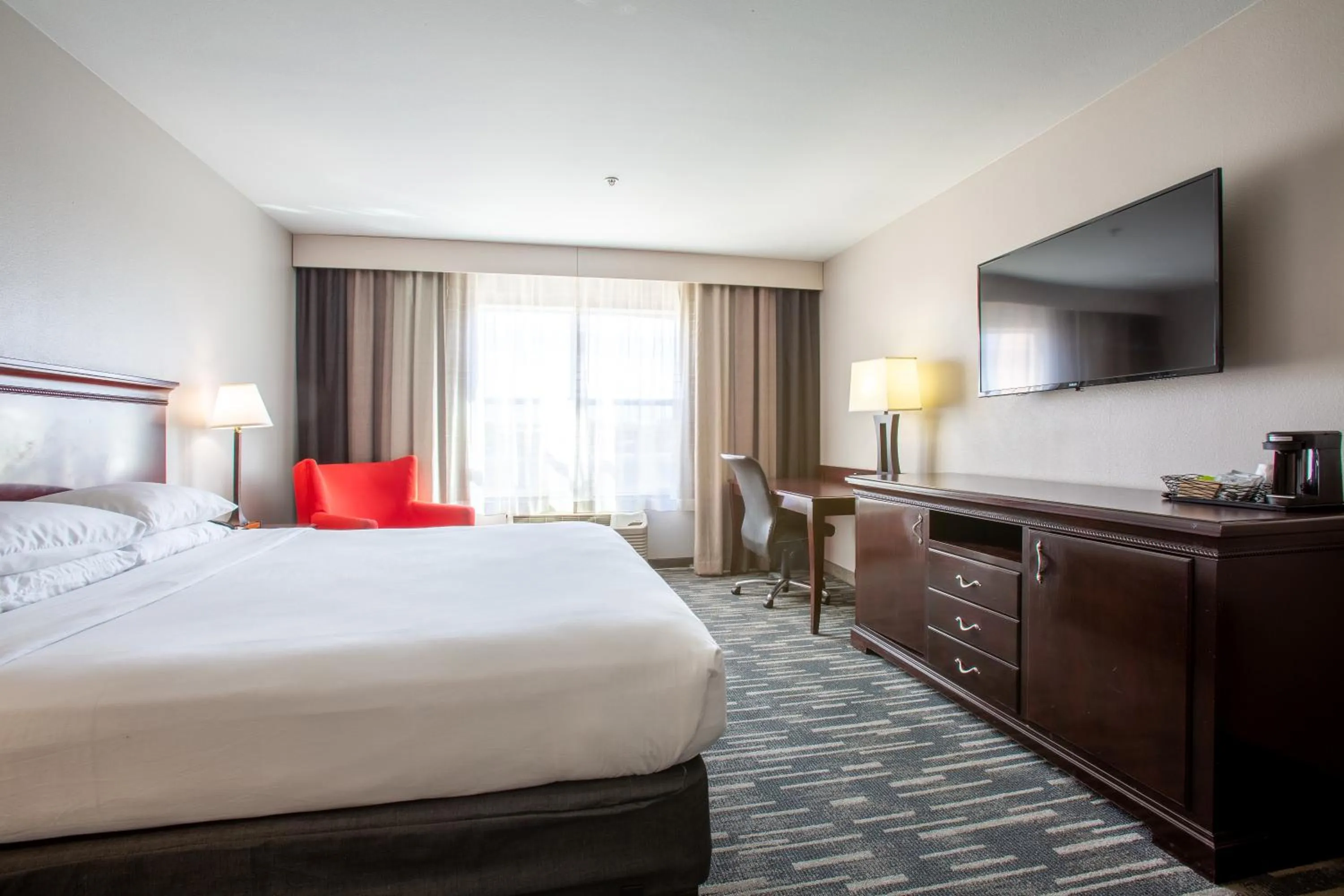 Bed in Country Inn & Suites by Radisson, Tucson City Center AZ