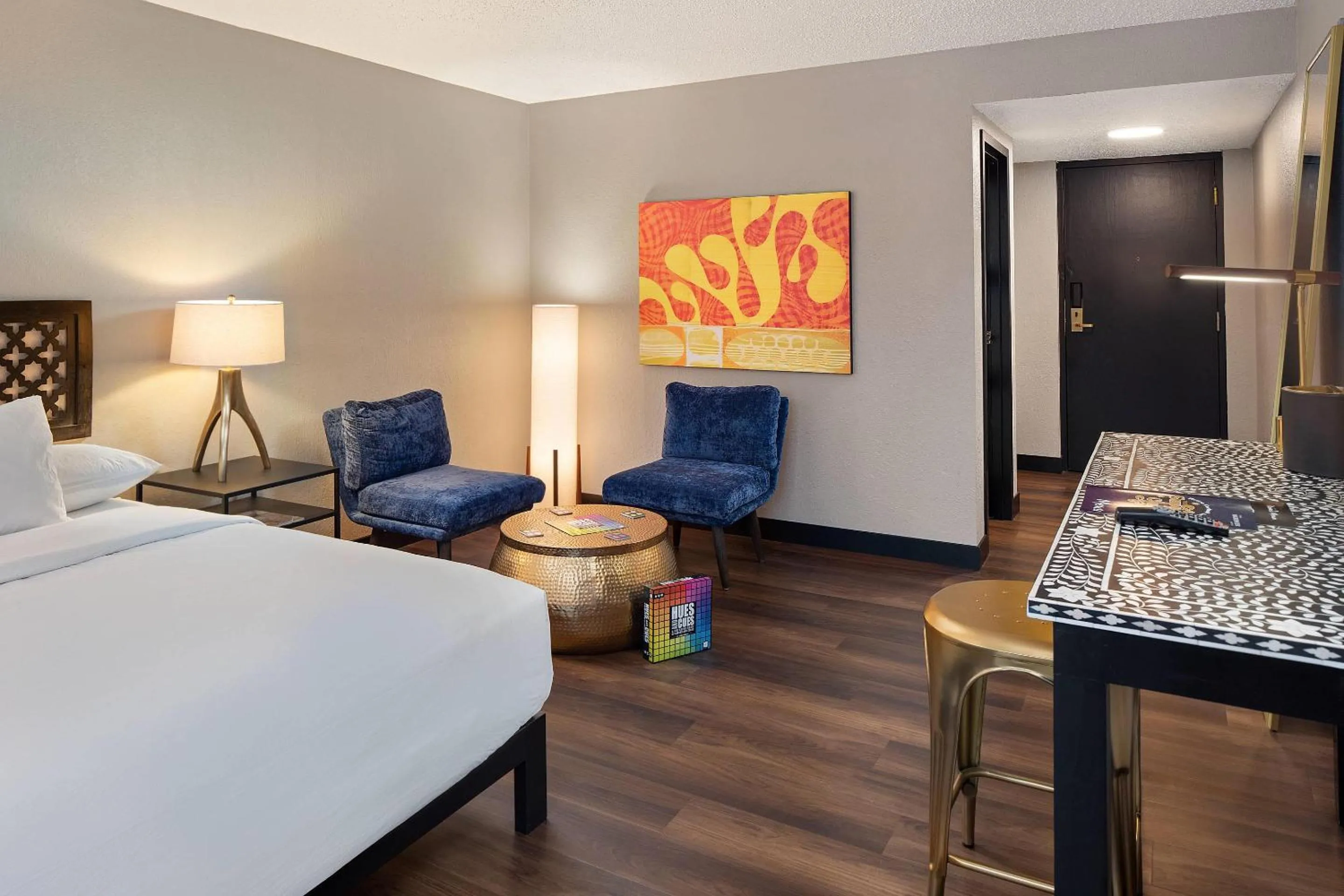 Bedroom, Bed in The Highlander Hotel, Ascend Hotel Collection