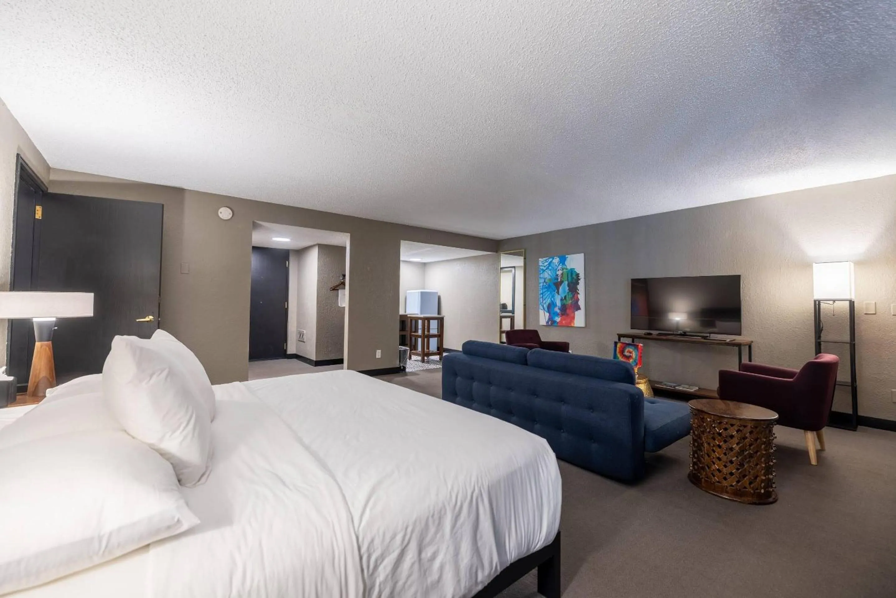 Bedroom, Bed in The Highlander Hotel, Ascend Hotel Collection