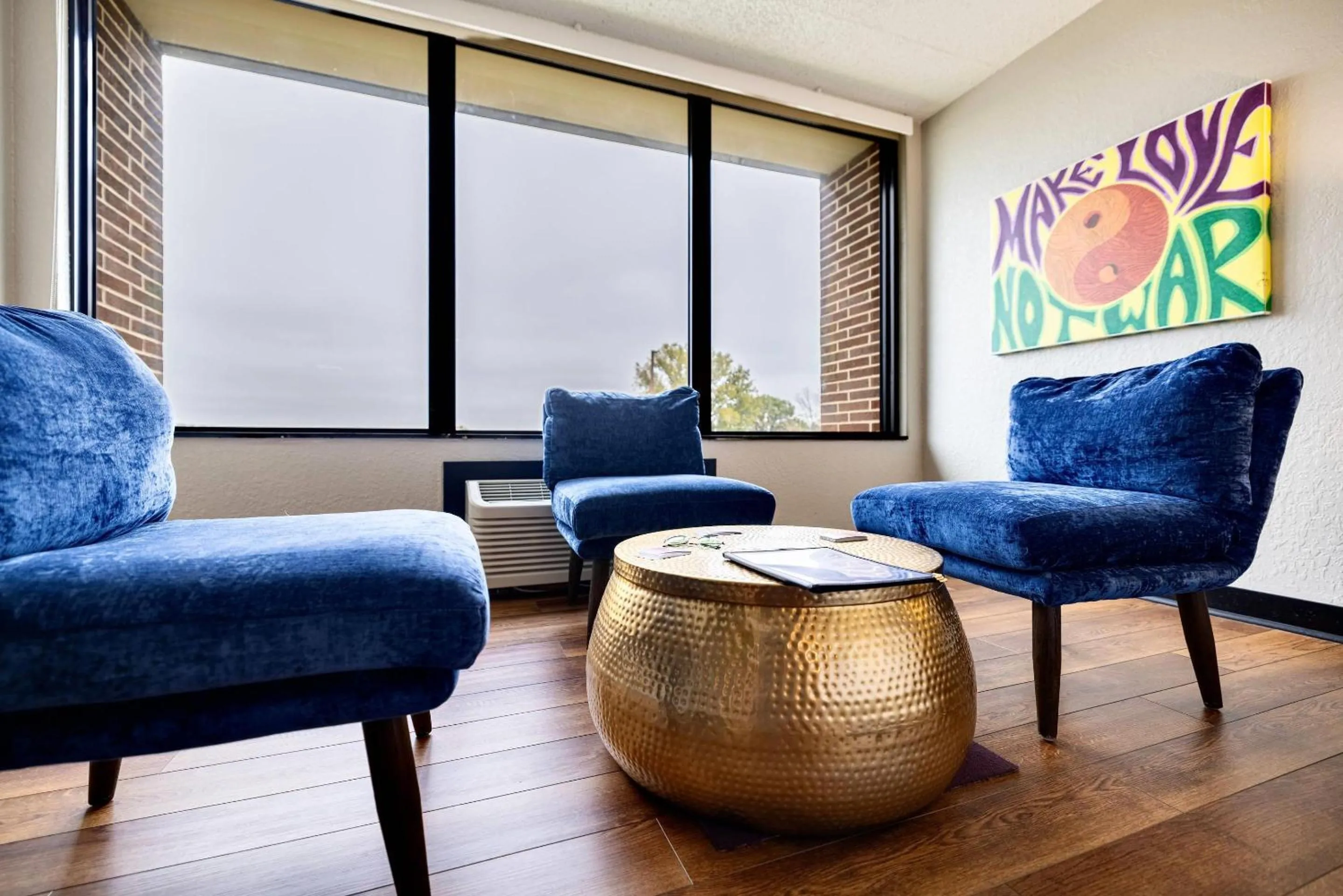 Bedroom in The Highlander Hotel, Ascend Hotel Collection