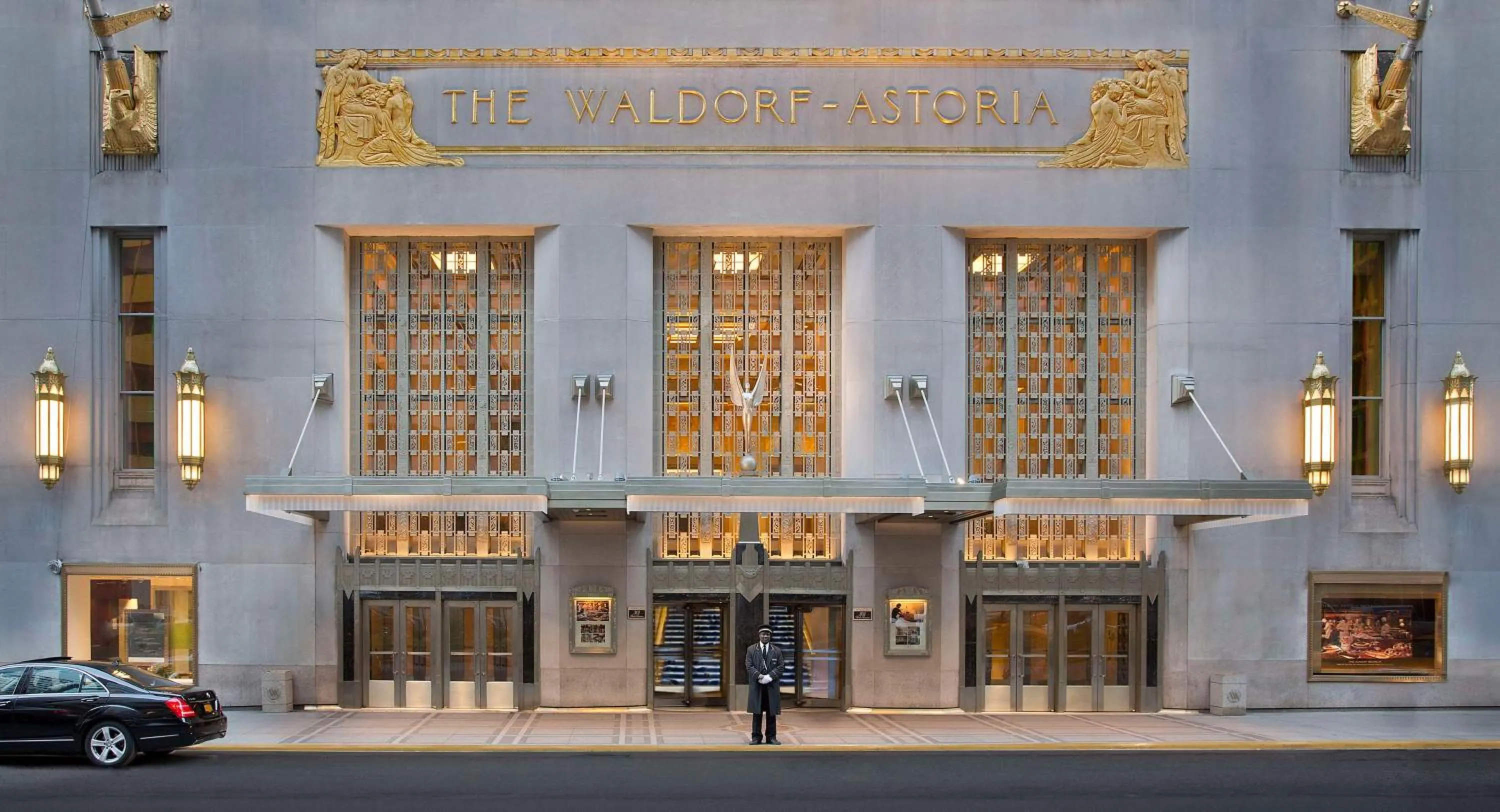 Property building in Waldorf Astoria New York
