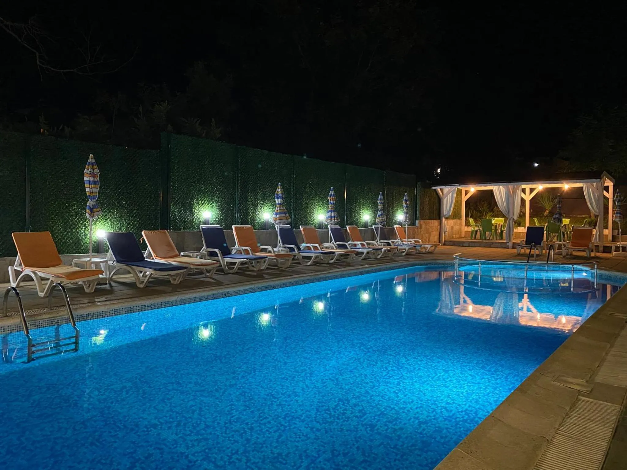 Swimming pool in Hotel Sea Star Приморско