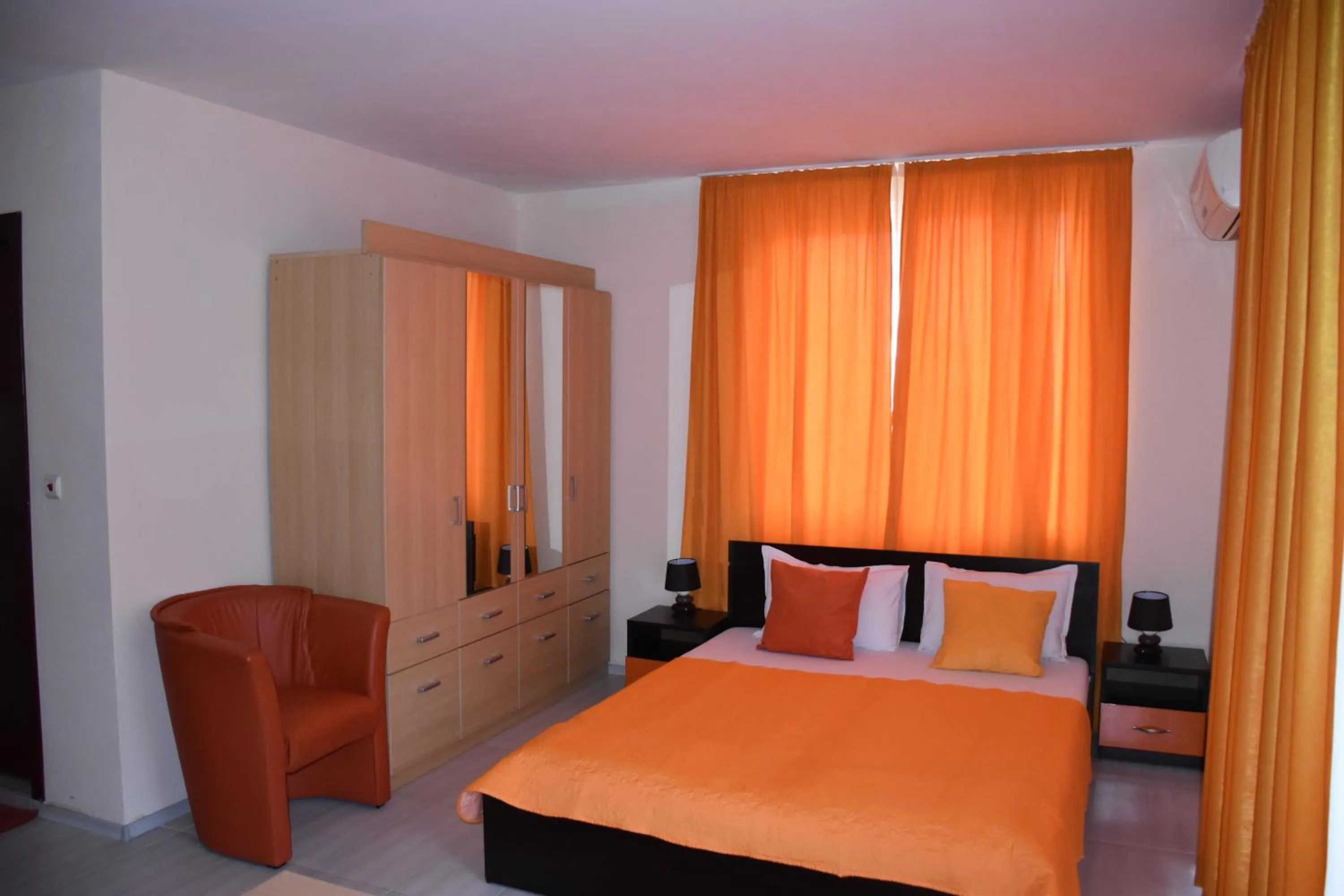 Bedroom, Bed in Hotel Sea Star Приморско