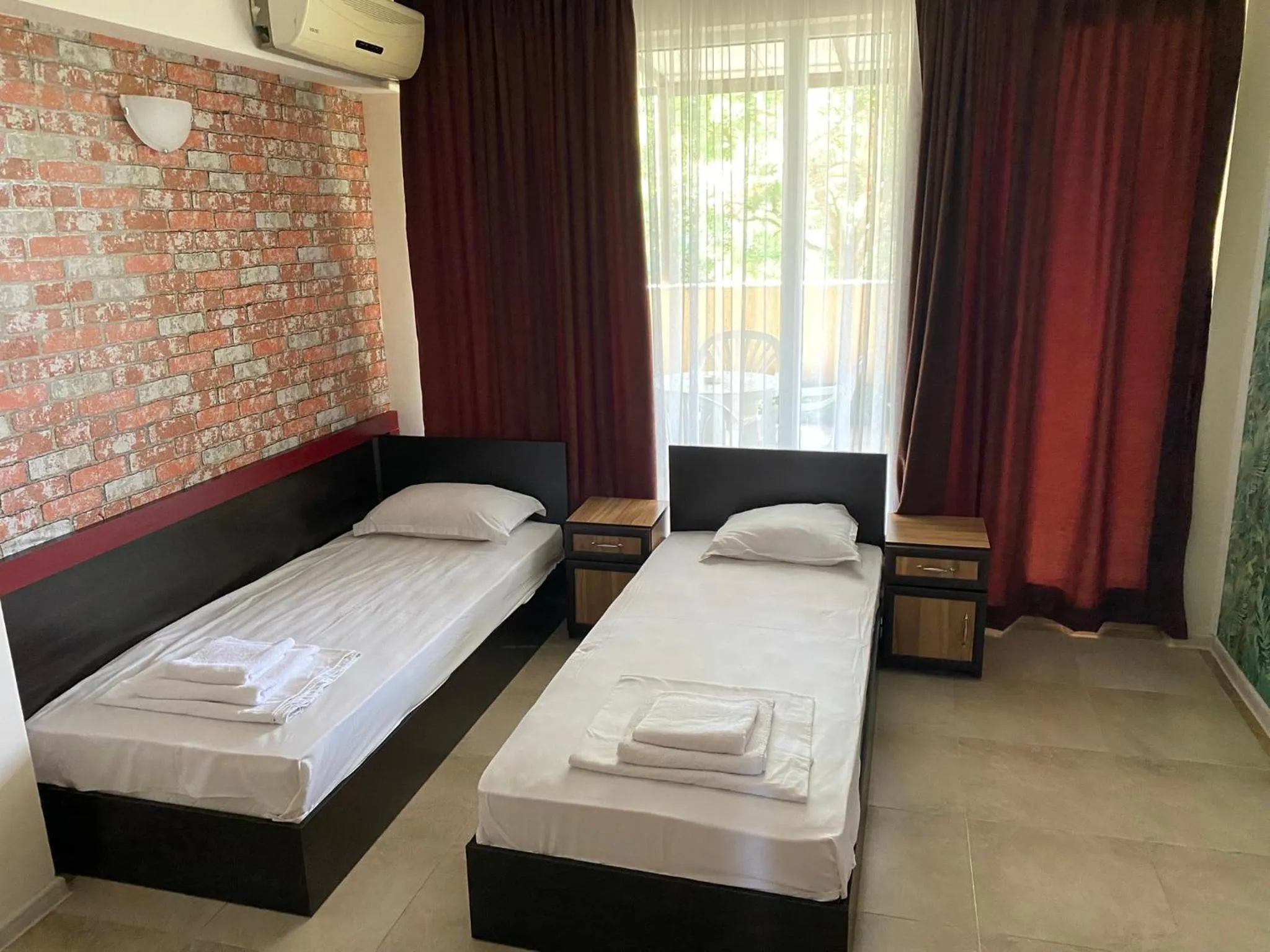 Bed in Hotel Sea Star Приморско