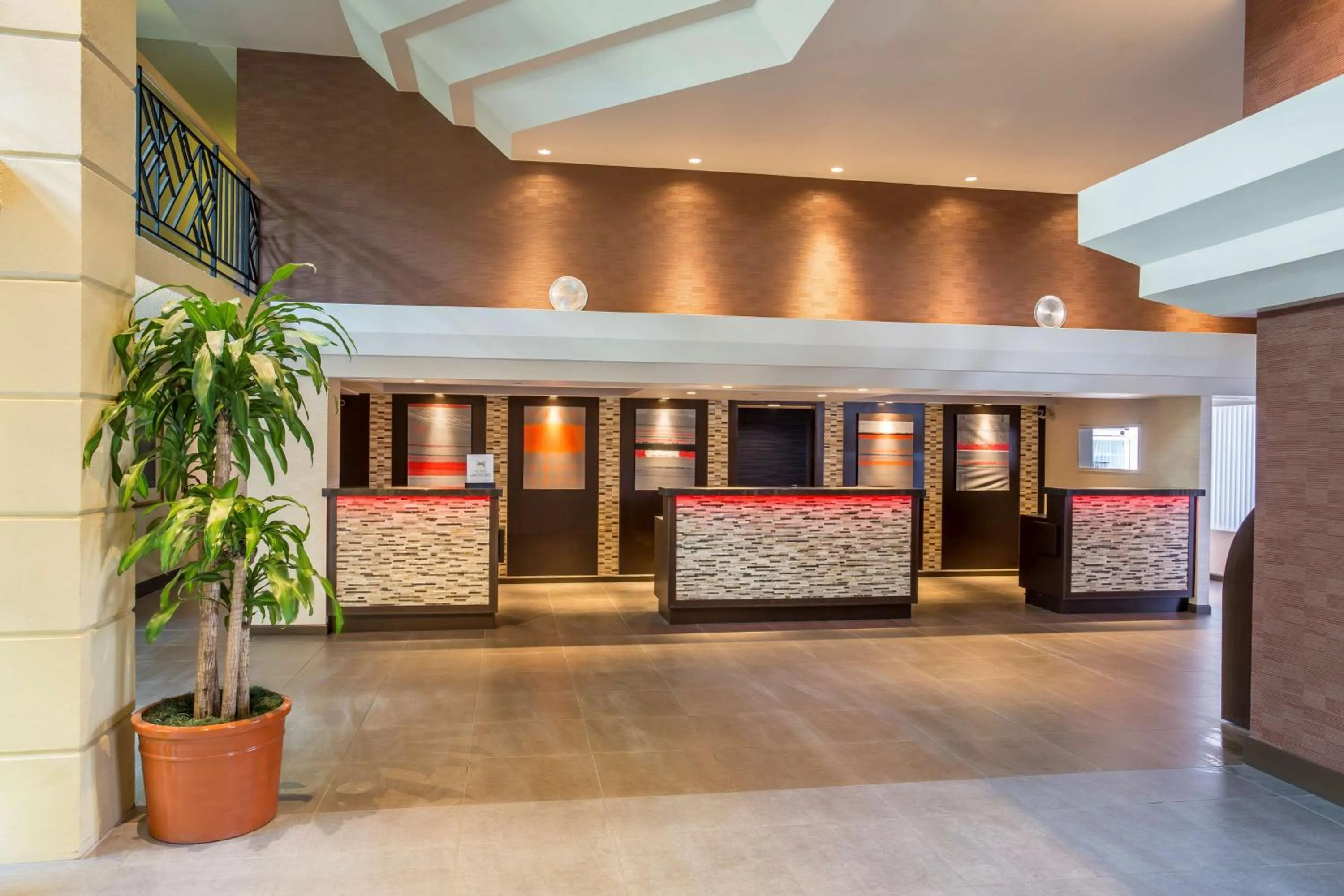 Lobby or reception in Embassy Suites by Hilton Piscataway Somerset