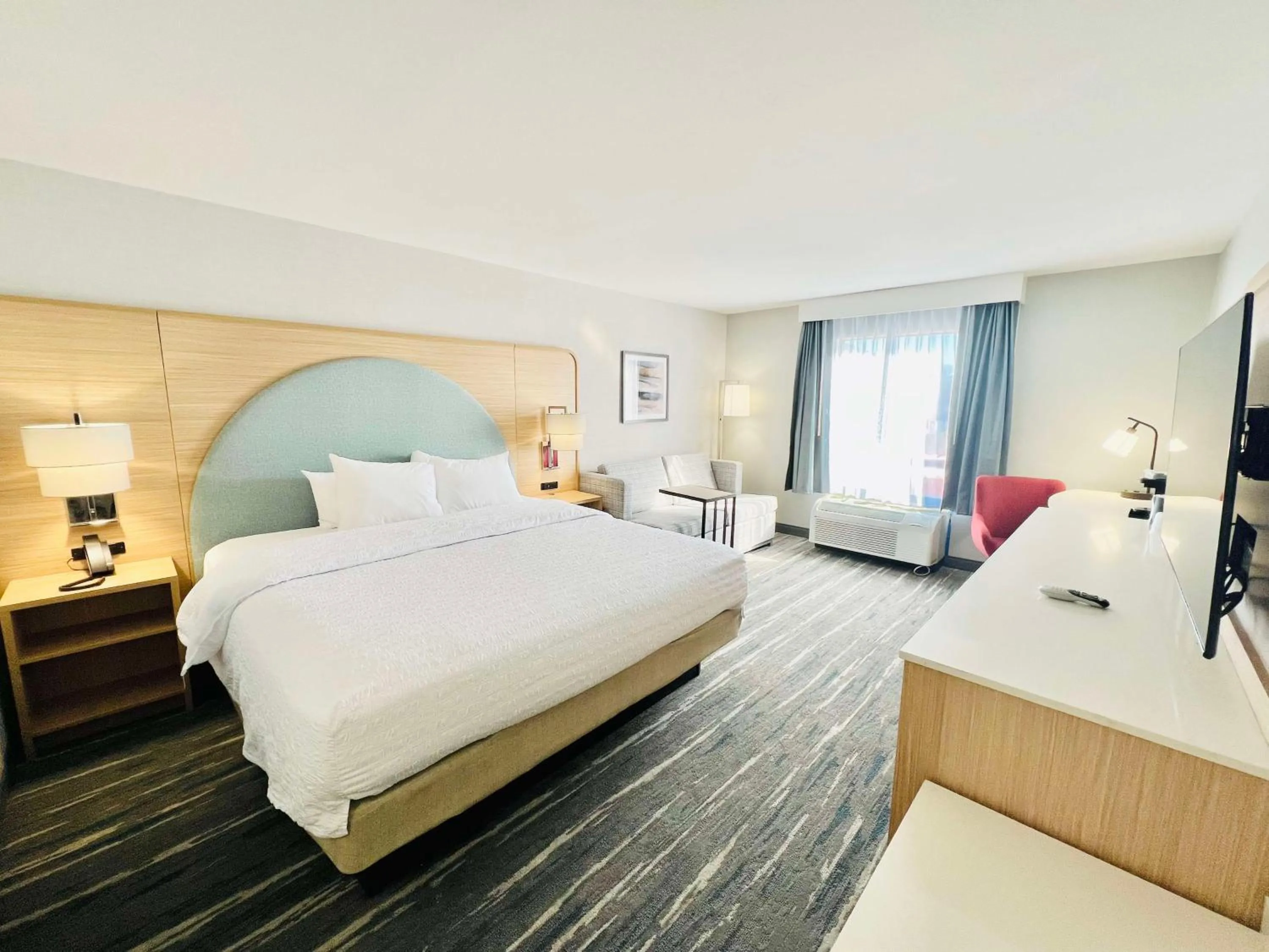 Bed in Hampton Inn Stony Creek