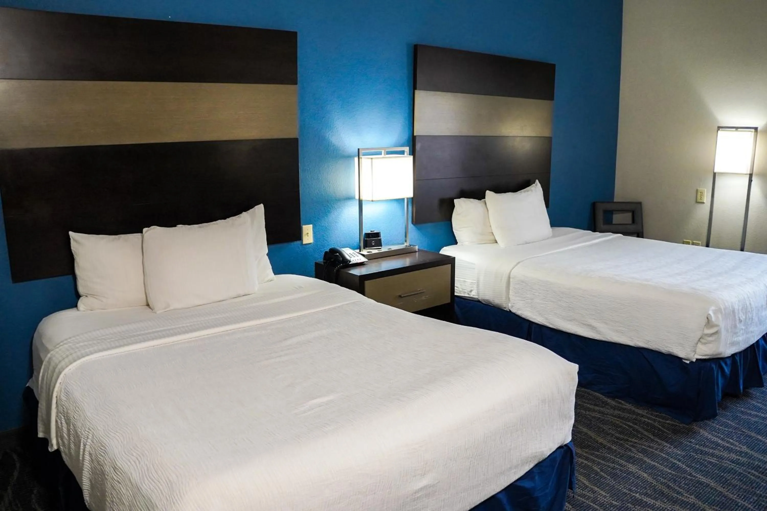 Bed in La Quinta by Wyndham Phoenix I-10 West