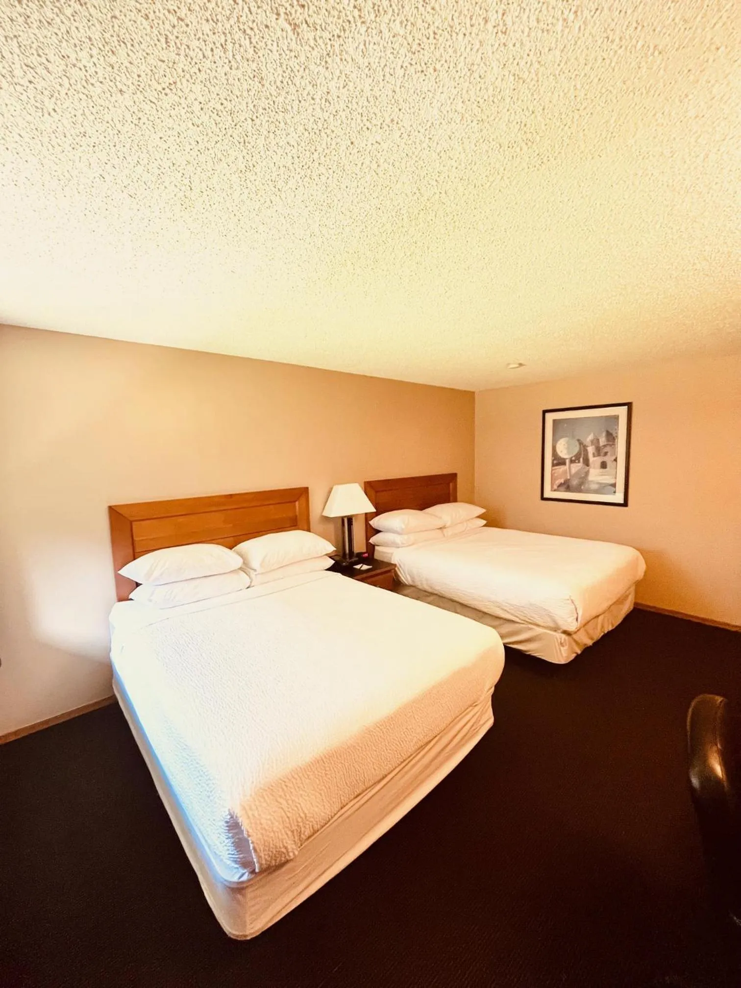 Bedroom, Bed in Royal Hotel Lloydminster