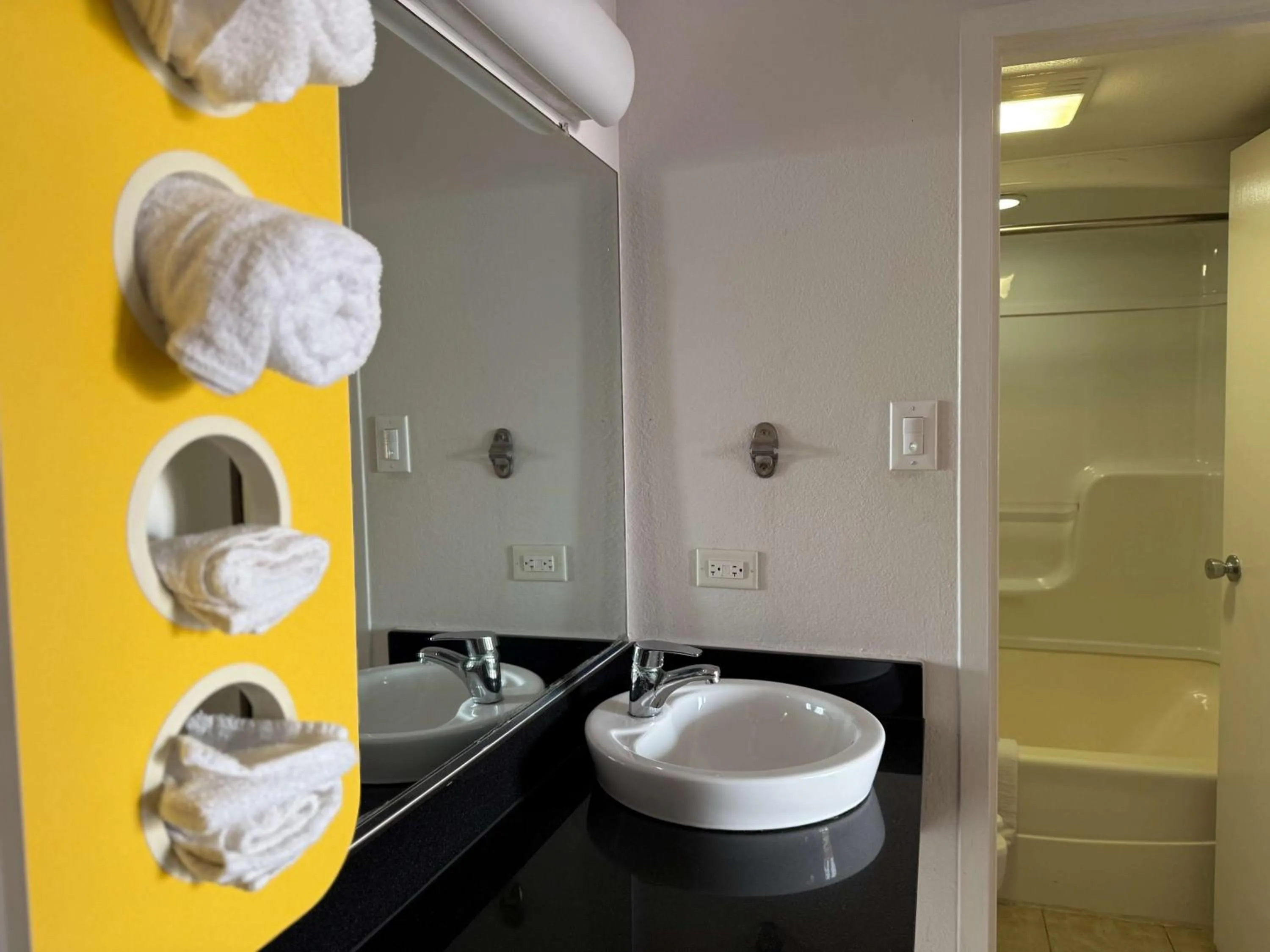 Bathroom in Motel 6-Joliet, IL - I-80