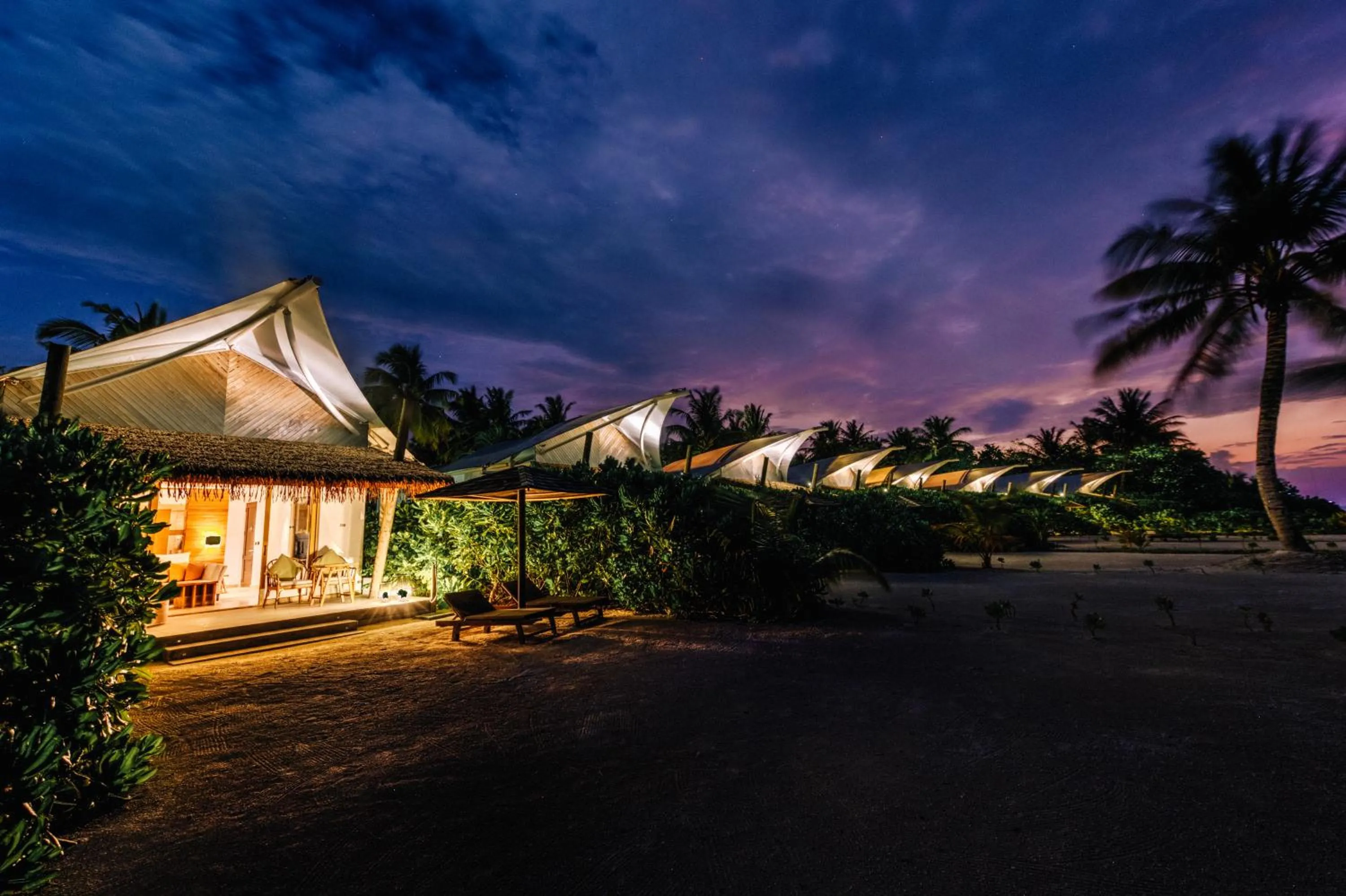 Night in Cinnamon Hakuraa Huraa Maldives - All Inclusive Adults-Only Escape with One-way Free Speedboat