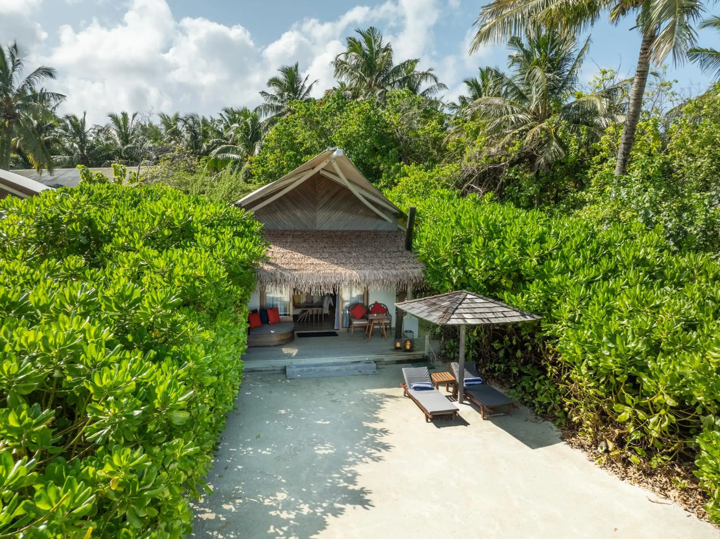 Platinum Beach Bungalow - single occupancy - One-way FREE speedboat Transfers | Valid for book dates & stay dates starting 1st October 2025 | 20% off Spa | FREE guided snorkeling session twice daily + 10% off Excursions in Cinnamon Hakuraa Huraa Maldives - All Inclusive Adults-Only Escape with One-way Free Speedboat Platinum Beach Bungalow - single occupancy - One-way FREE speedboat Transfers | Valid for book dates & stay dates starting 1st October 2025 | 20% off Spa | FREE guided snorkeling session twice daily + 10% off Excursions in Cinnamon Hakuraa Huraa Maldives - All Inclusive Adults-Only Escape with One-way Free Speedboat