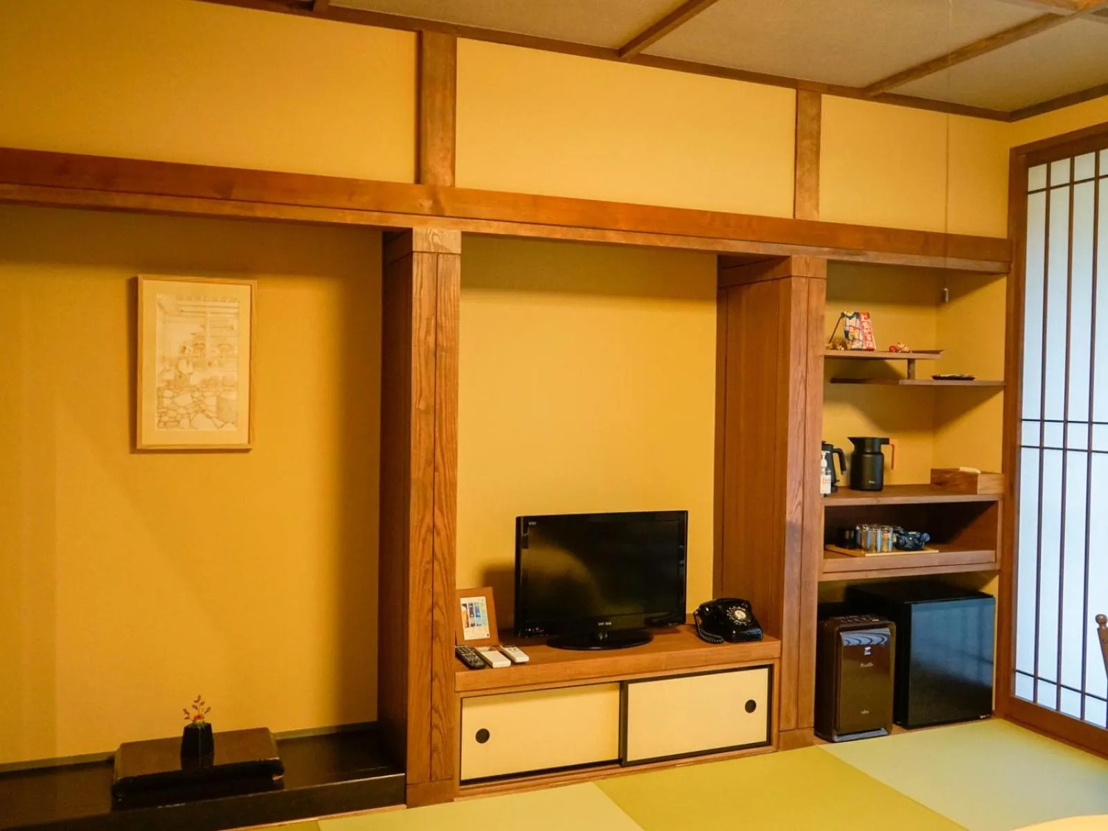 Photo of the whole room in Shima Onsen Kashiwaya Ryokan