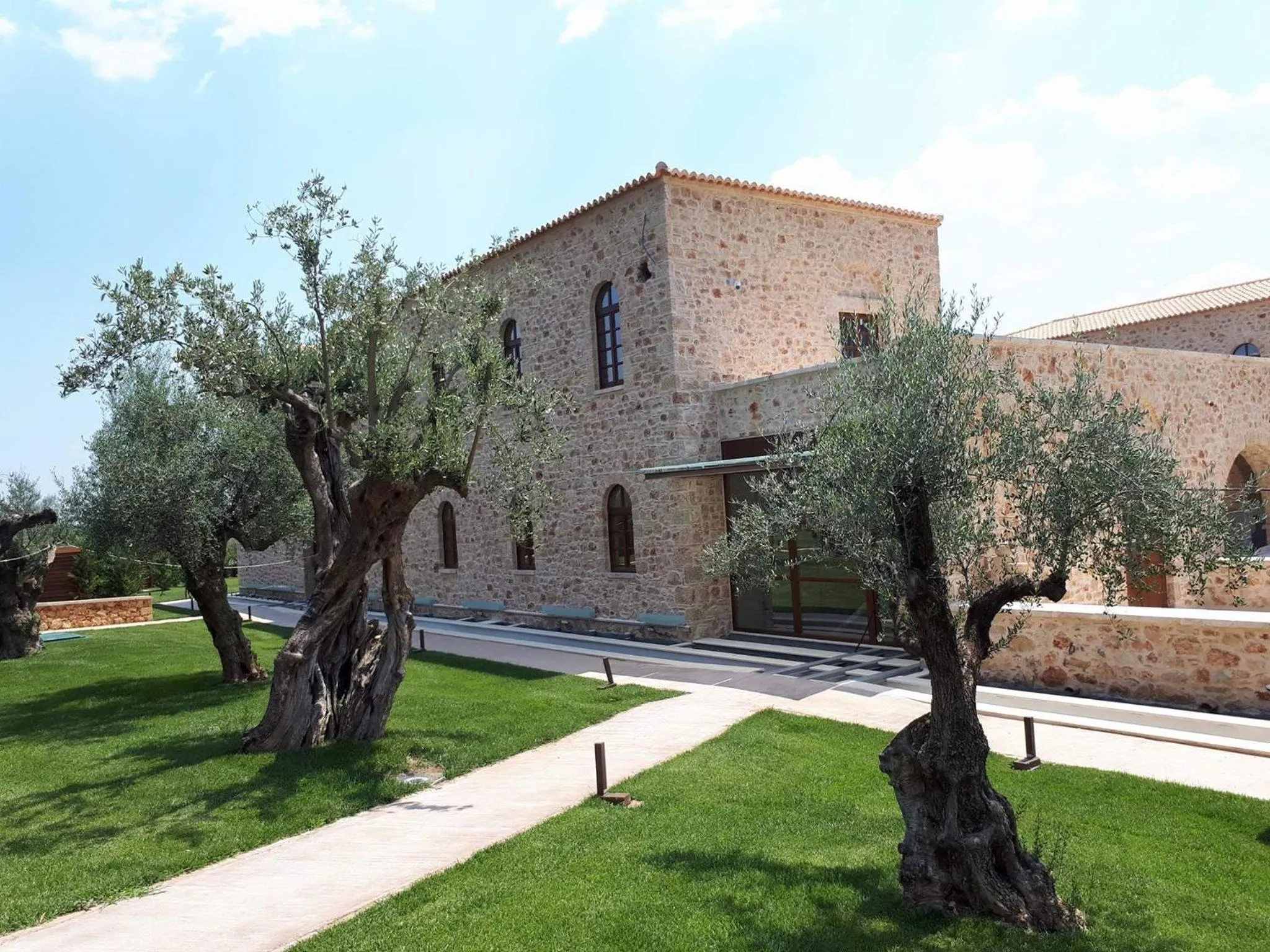 Area and facilities in Mystras Grand Palace Resort & Spa