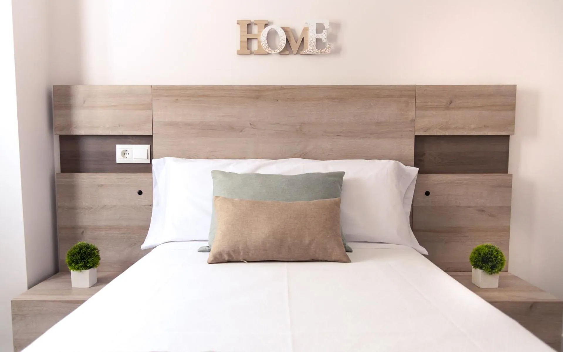 Decorative detail, Bed in ConK Apartments by CasaTuristica